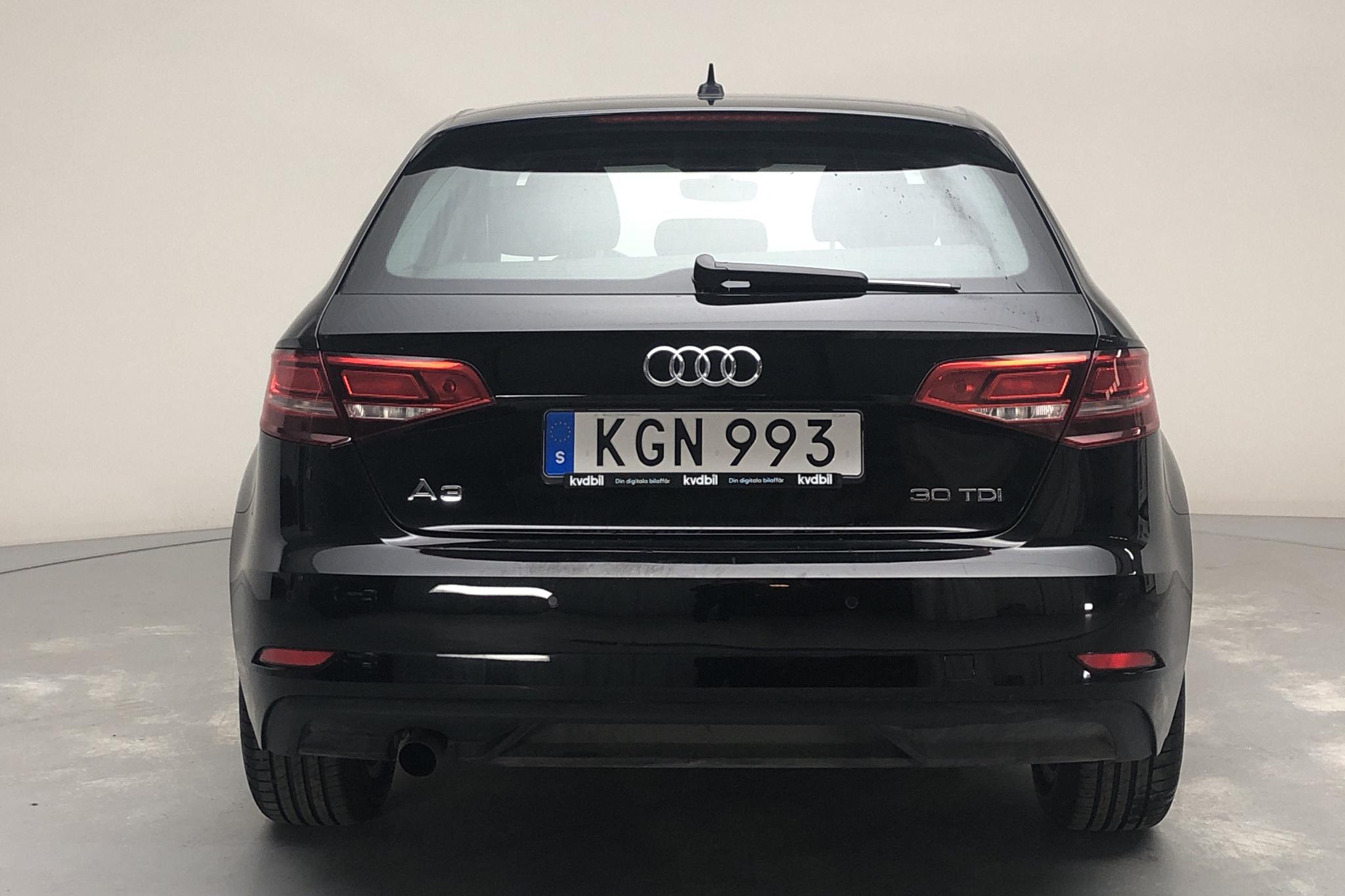 Audi A3 Sportback 30 TDI (116hk) - 3 742 mil - Automat - svart - 2019