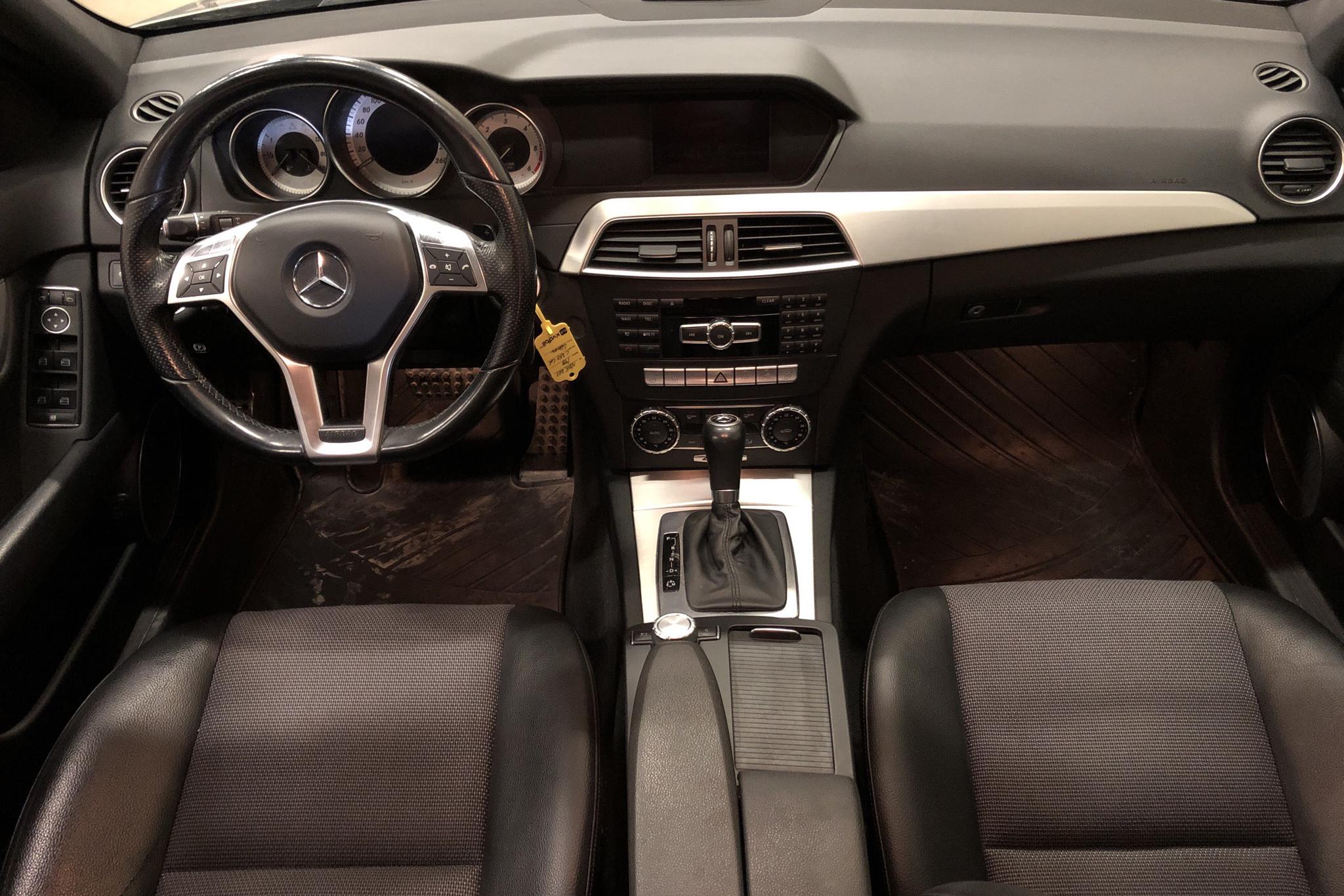 Mercedes C 250 CDI 4Matic Kombi S204 (204hk) - 14 417 mil - Automat - silver - 2013