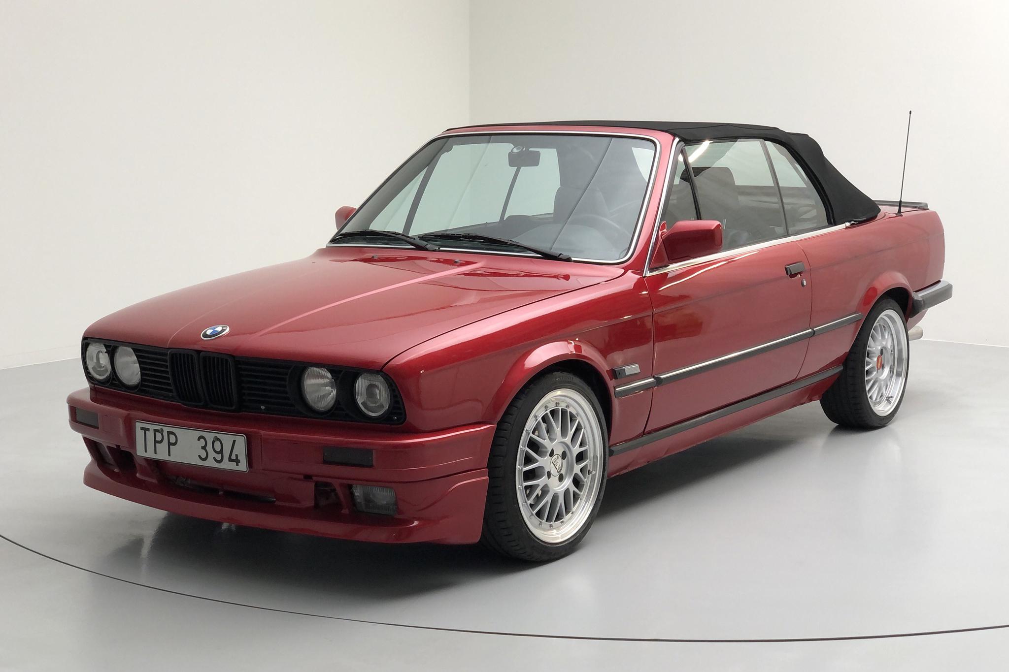 BMW 320i Cabriolet, E30 (129hk) - 226 590 km - Manual - red - 1988