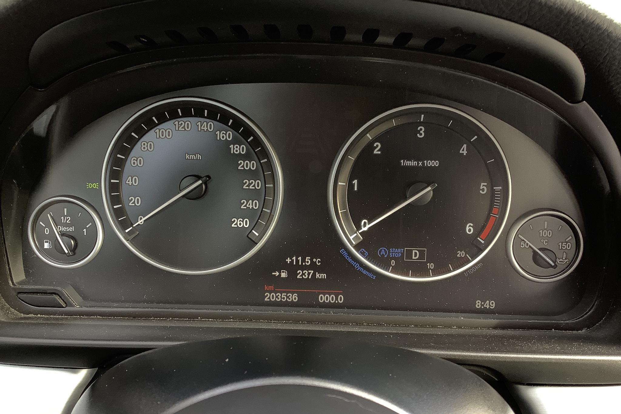 BMW 520d Touring, F11 (190hk) - 20 353 mil - Automat - silver - 2016