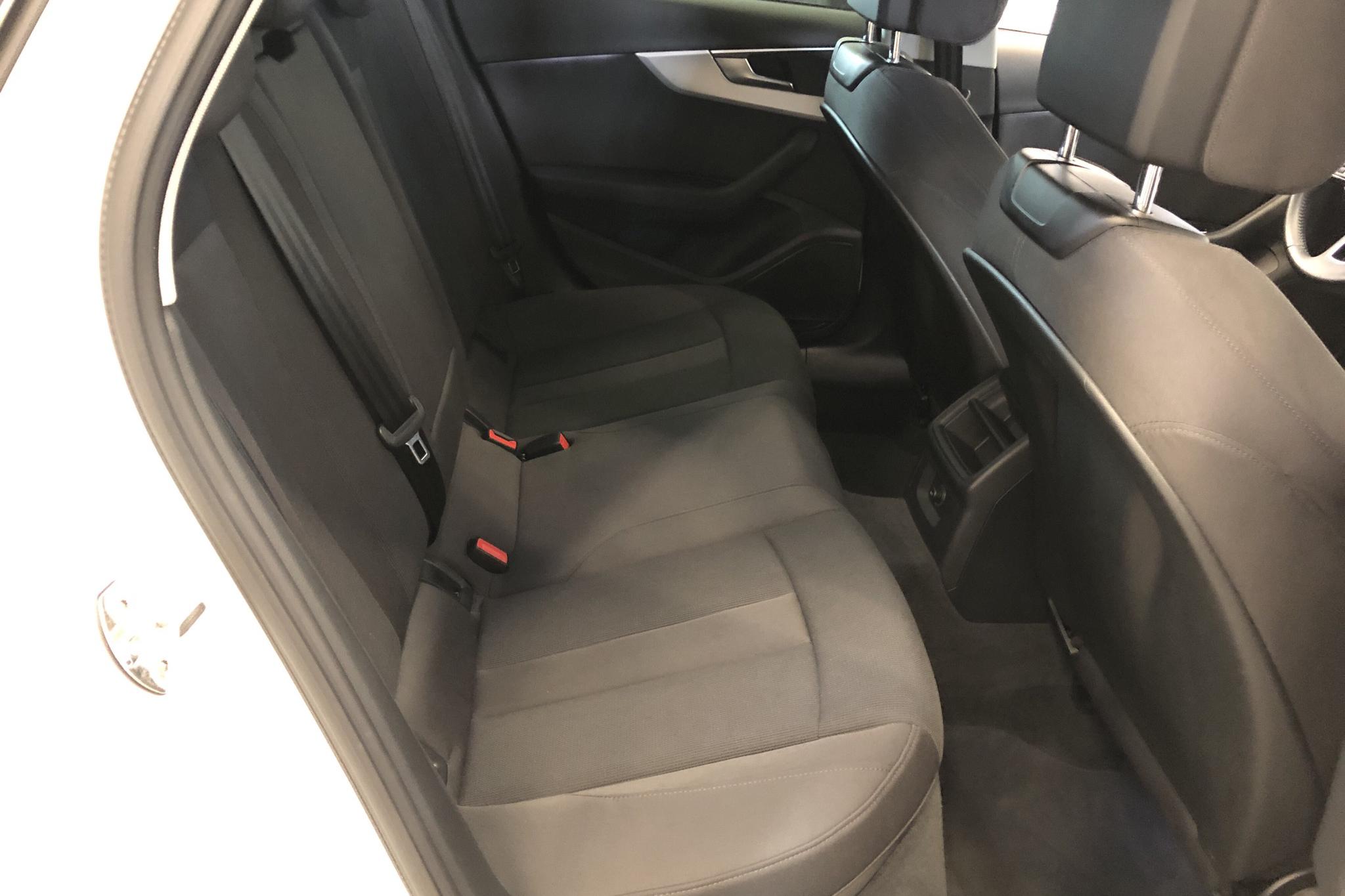 Audi A4 Avant 40 g-tron (170hk) - 10 640 mil - Automat - vit - 2019