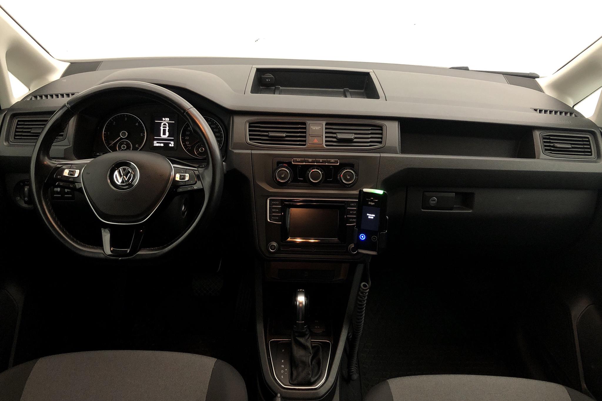 VW Caddy 2.0 TDI Maxi Skåp (102hk) - 22 815 mil - Automat - vit - 2016