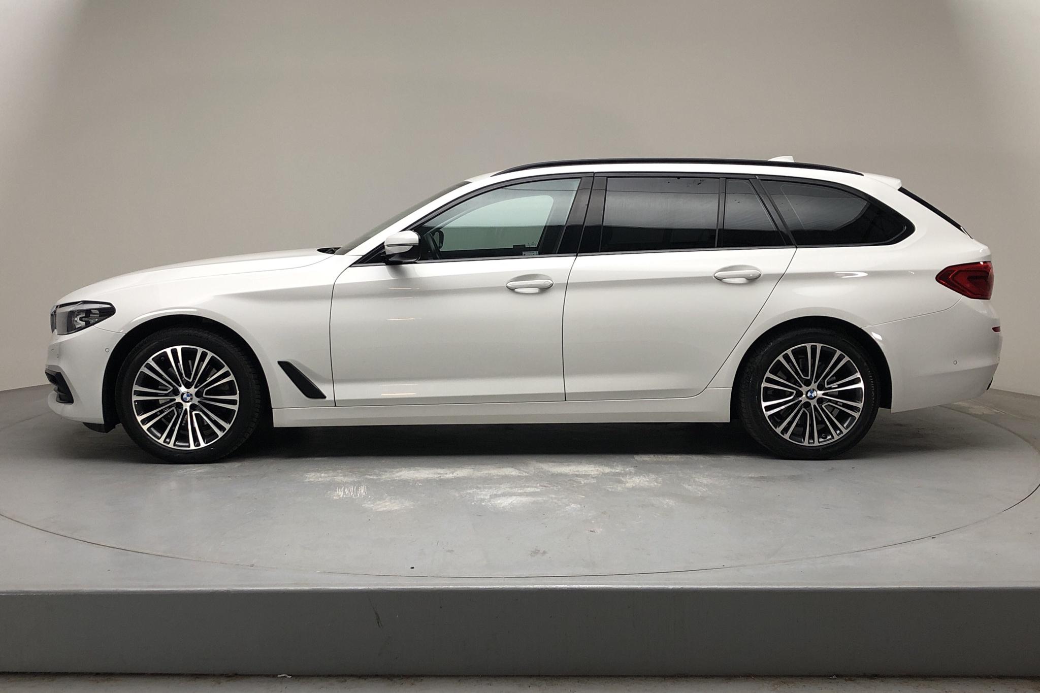 BMW 520d xDrive Touring, G31 (190hk) - 11 735 mil - Automat - vit - 2019