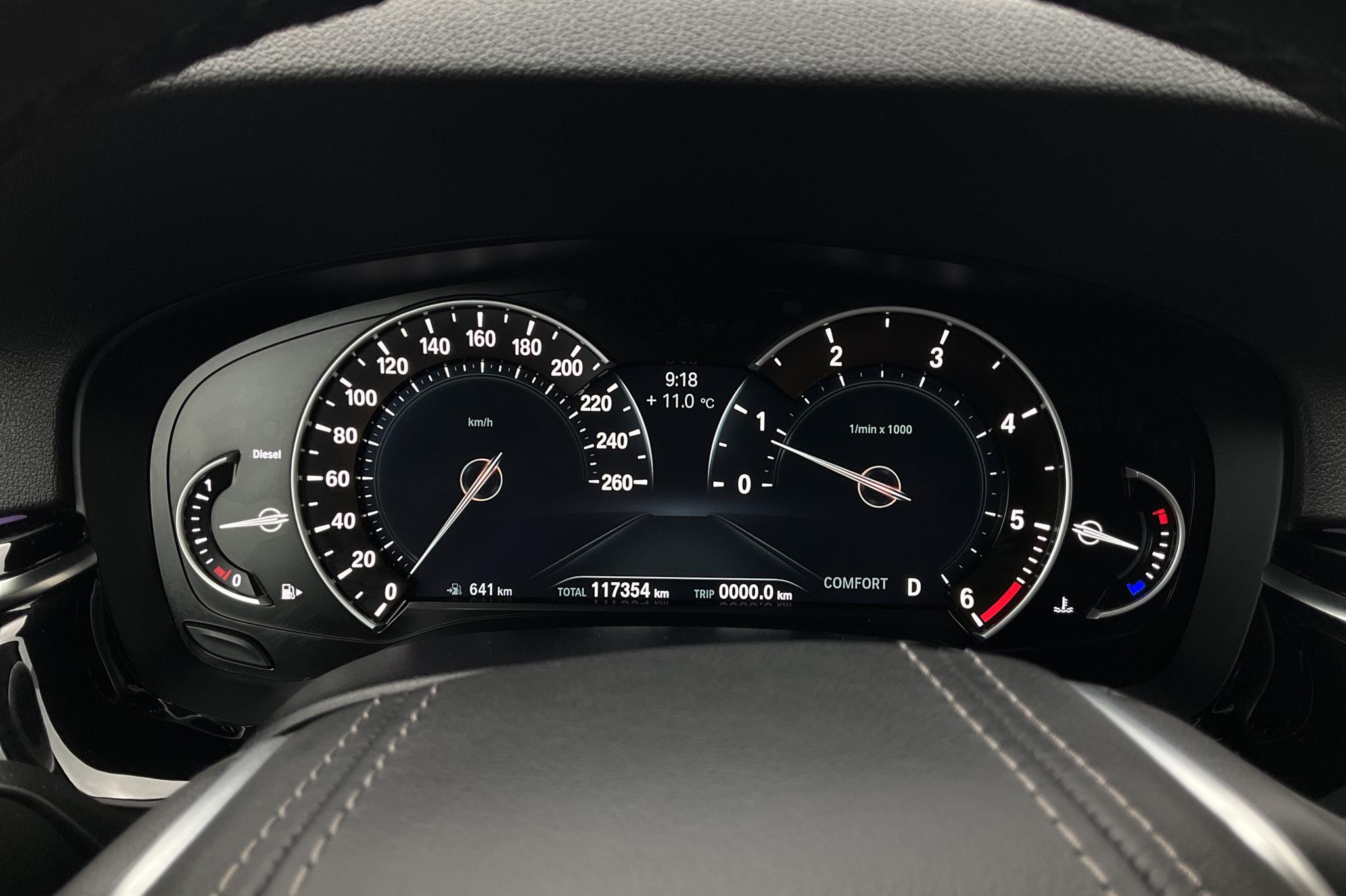 BMW 520d xDrive Touring, G31 (190hk) - 11 735 mil - Automat - vit - 2019