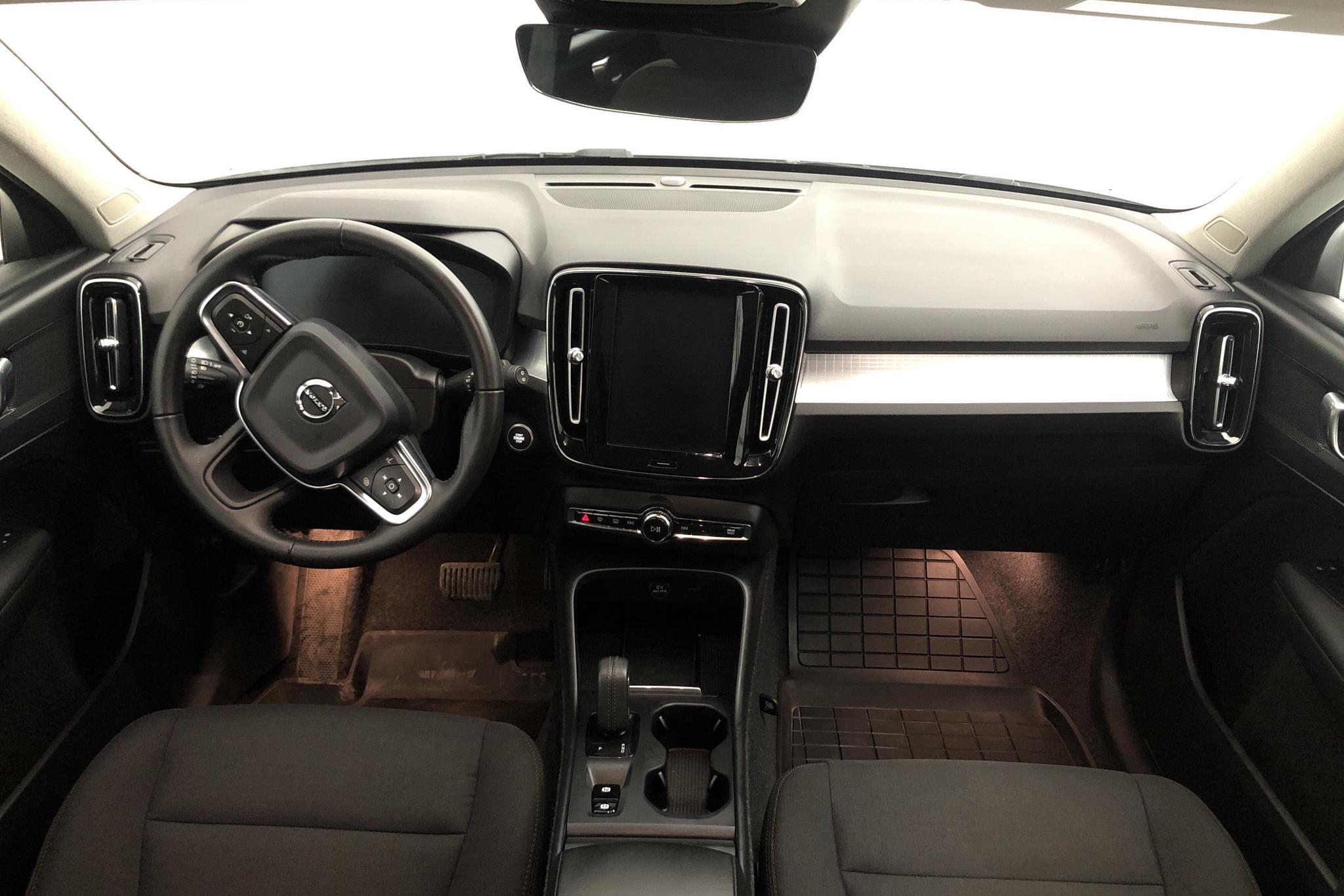 Volvo XC40 D3 2WD (150hk) - 43 840 km - Automatic - white - 2019
