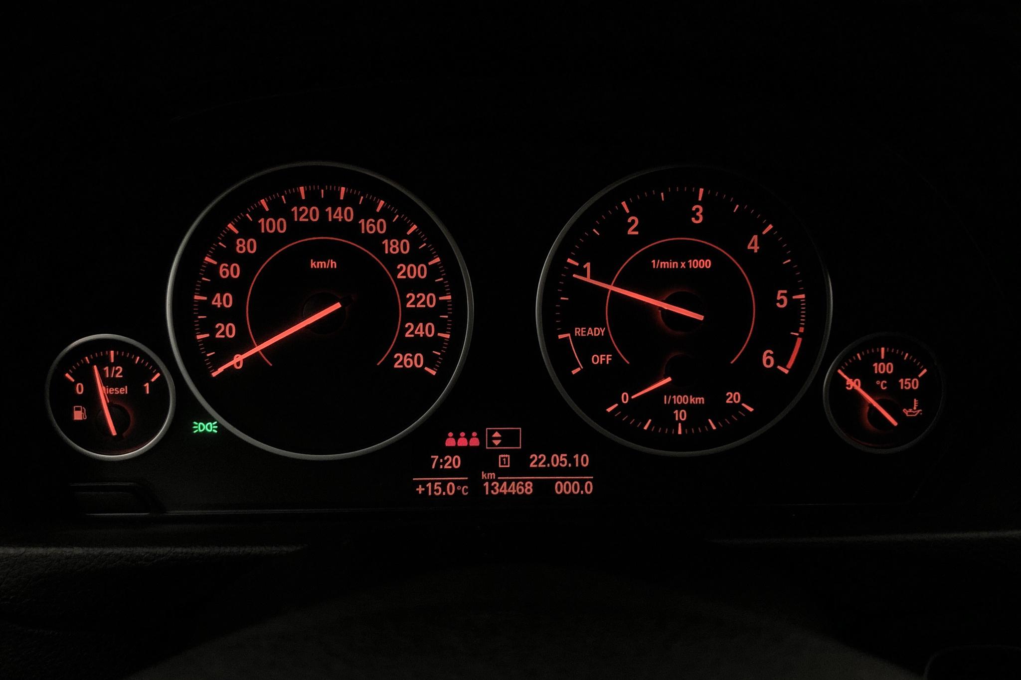 BMW 318d xDrive Touring, F31 (143hk) - 13 447 mil - Manuell - vit - 2014