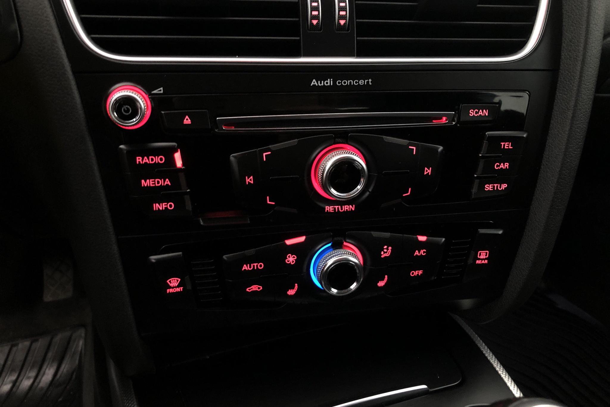 Audi A4 Allroad 2.0 TDI clean diesel Avant quattro (190hk) - 15 358 mil - Manuell - vit - 2015