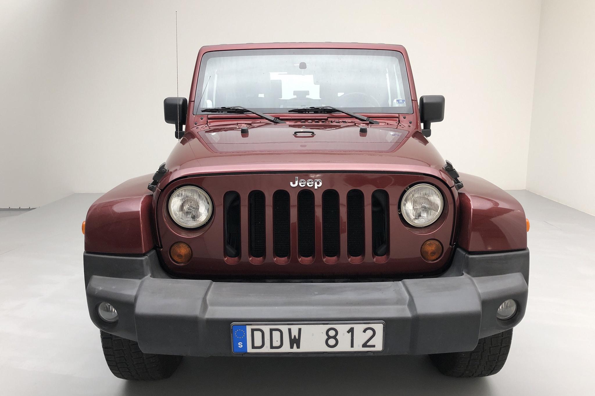Jeep Wrangler 3.8 (199hk) - 139 870 km - Automatic - Dark Red - 2007