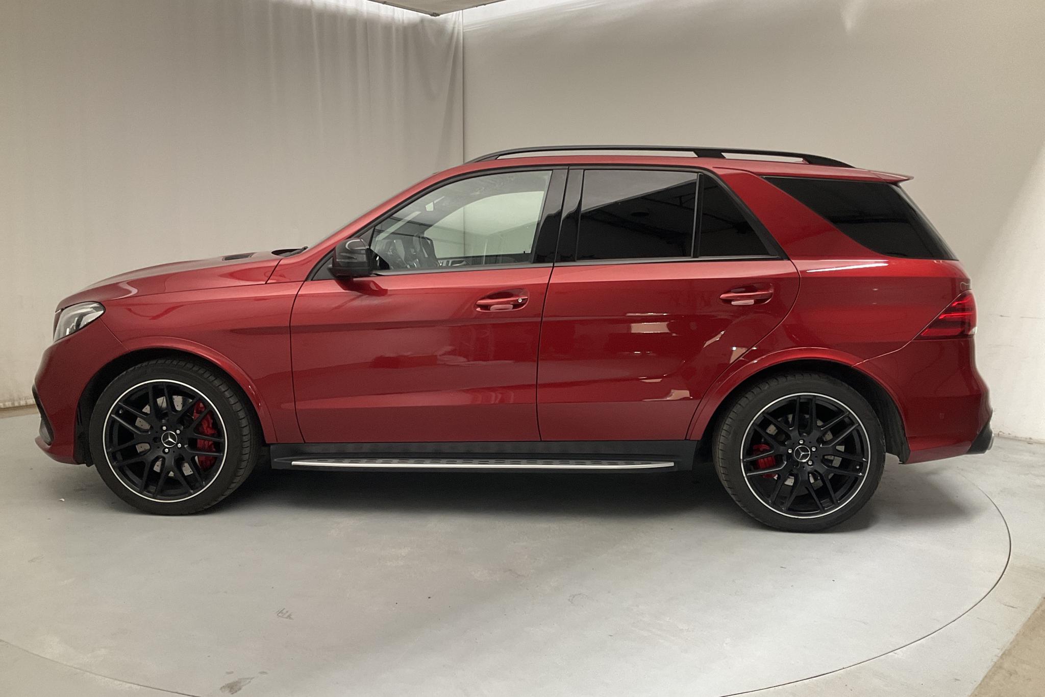 Mercedes GLE 63 AMG S 4MATIC W166 (585hk) - 80 400 km - Automatic - red - 2016