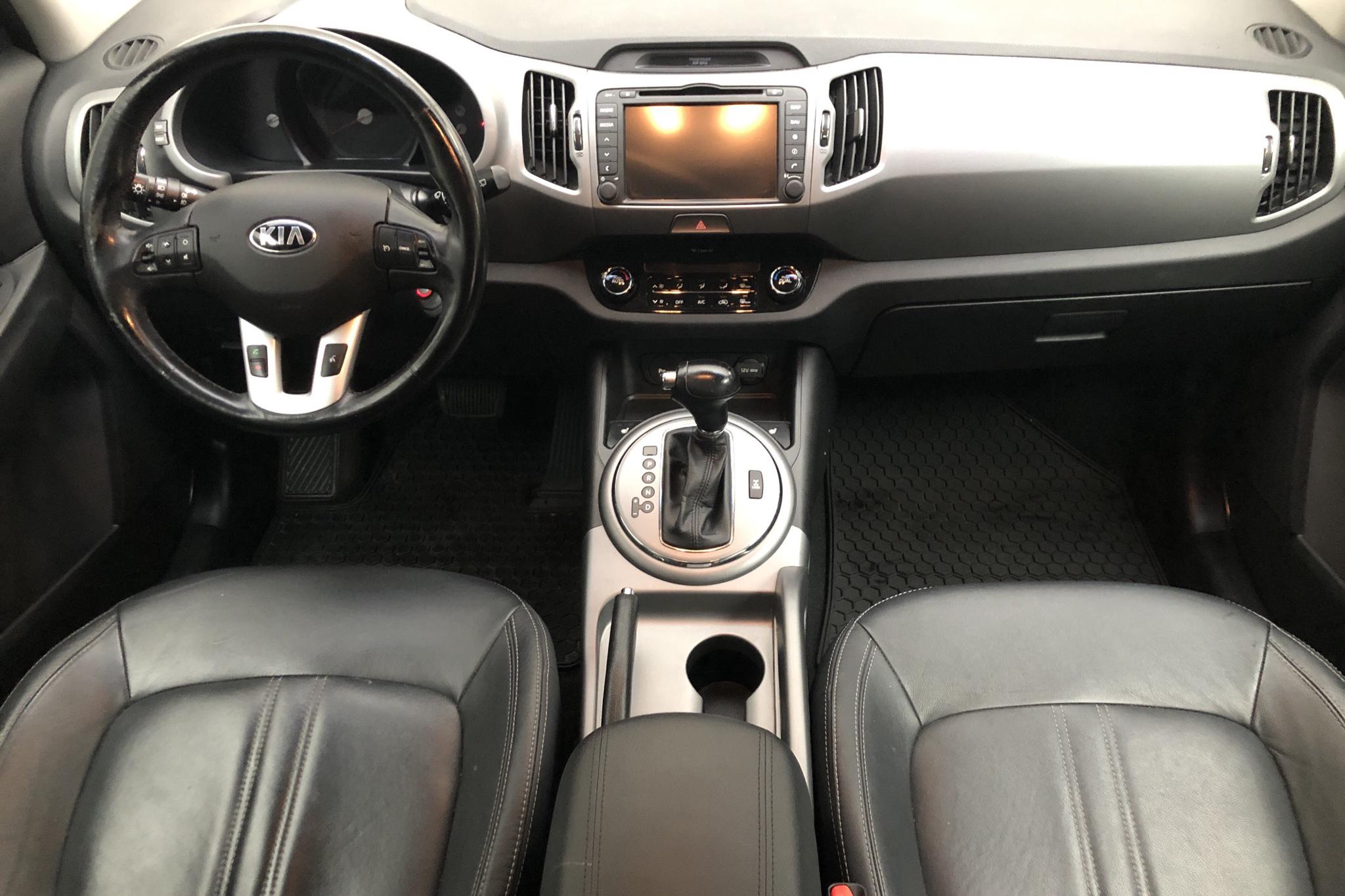 Kia Sportage 2.0 CRDi AWD (136hk) - 11 372 mil - Automat - grå - 2015