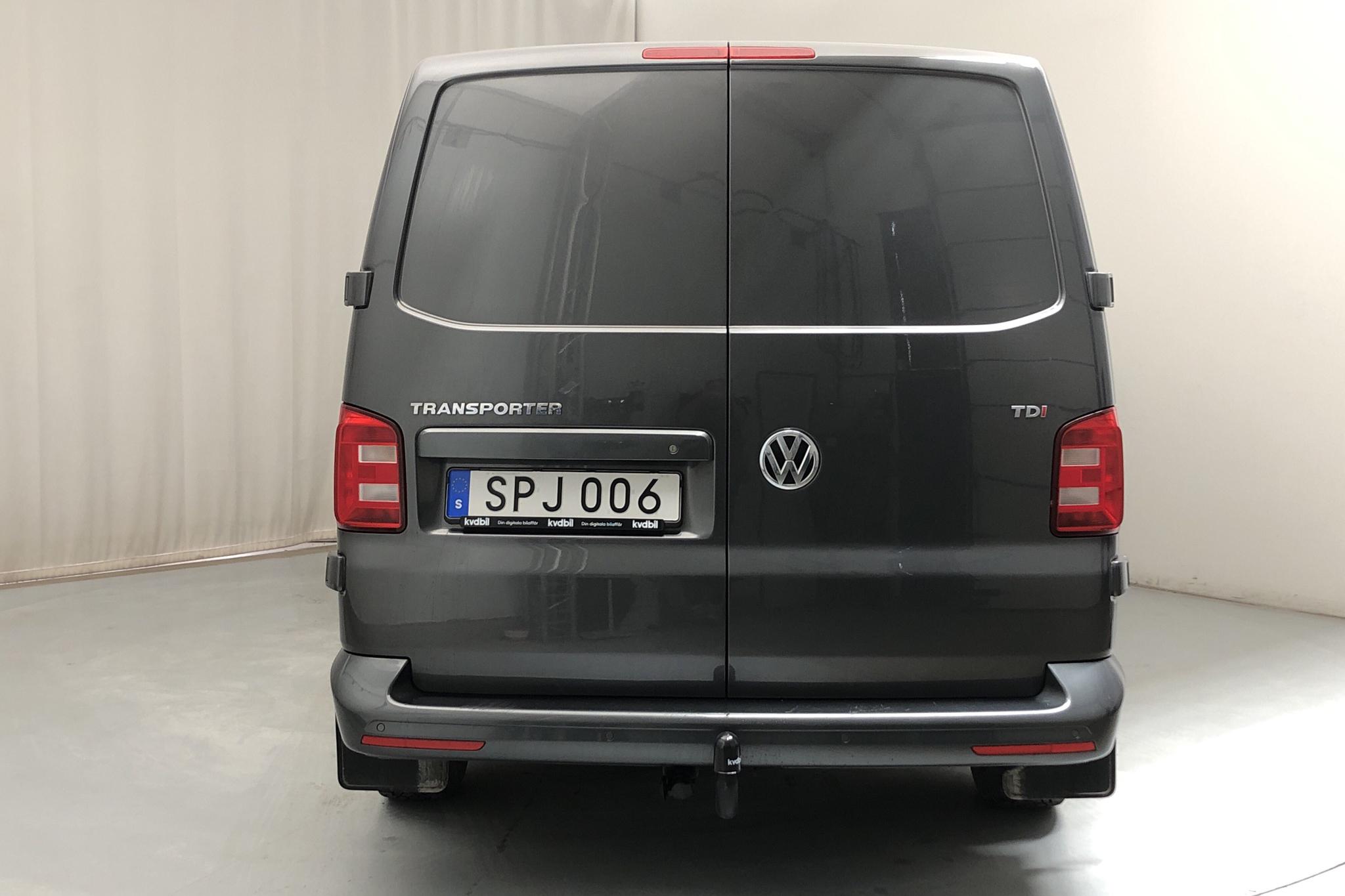 VW Transporter T6 2.0 TDI BMT Skåp (150hk) - 19 673 mil - Automat - grå - 2018