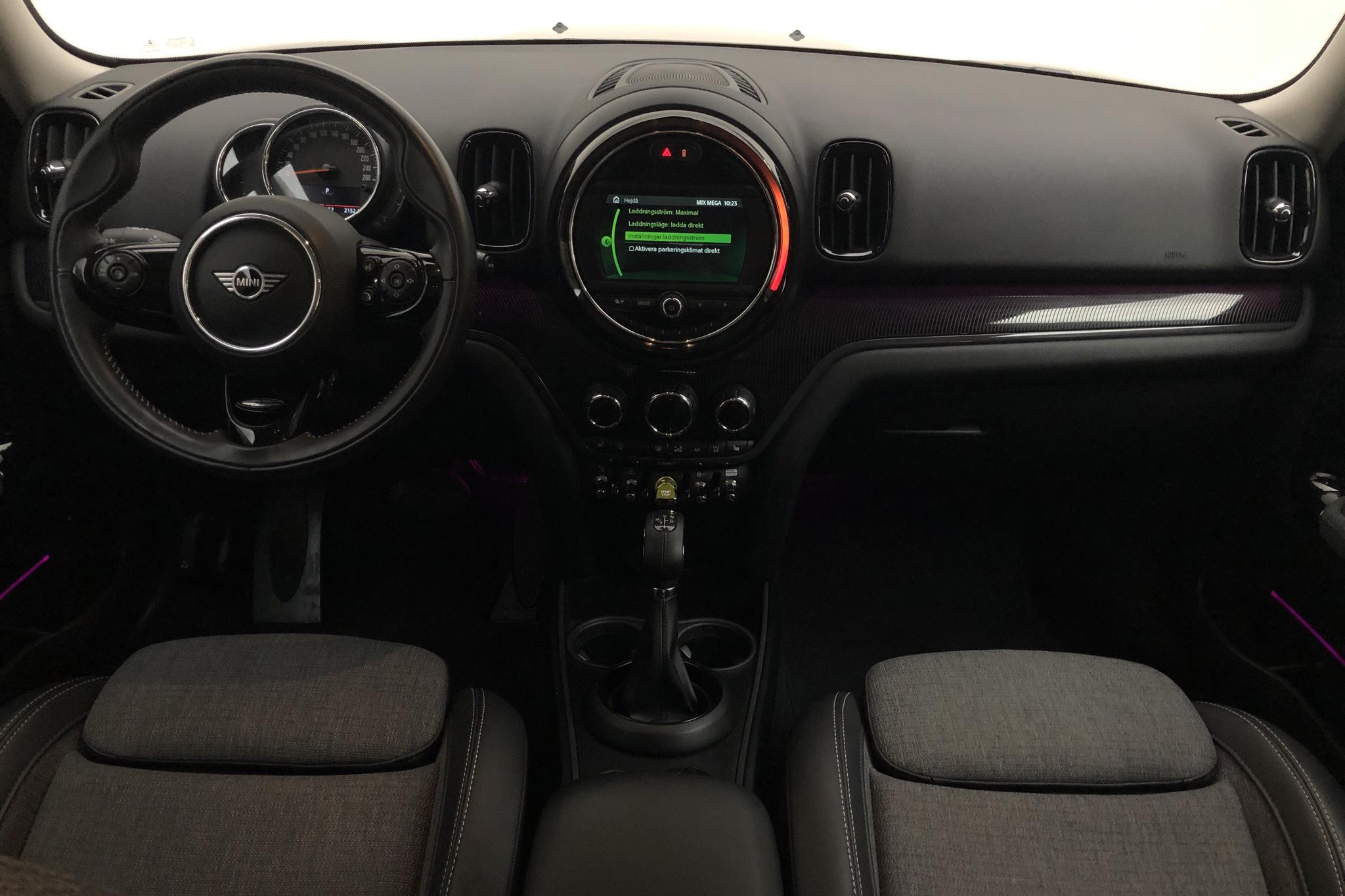 MINI Cooper S E ALL4 Countryman, F60 (224hk) - 62 150 km - Automatic - gray - 2019