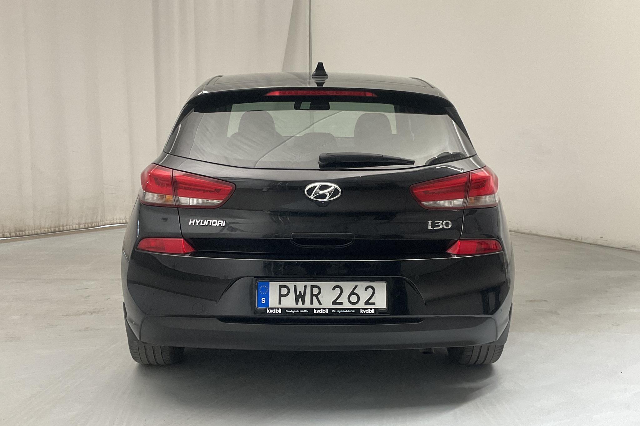 Hyundai i30 1.4 T-GDi 5dr (140hk) - 9 882 mil - Manuell - svart - 2018