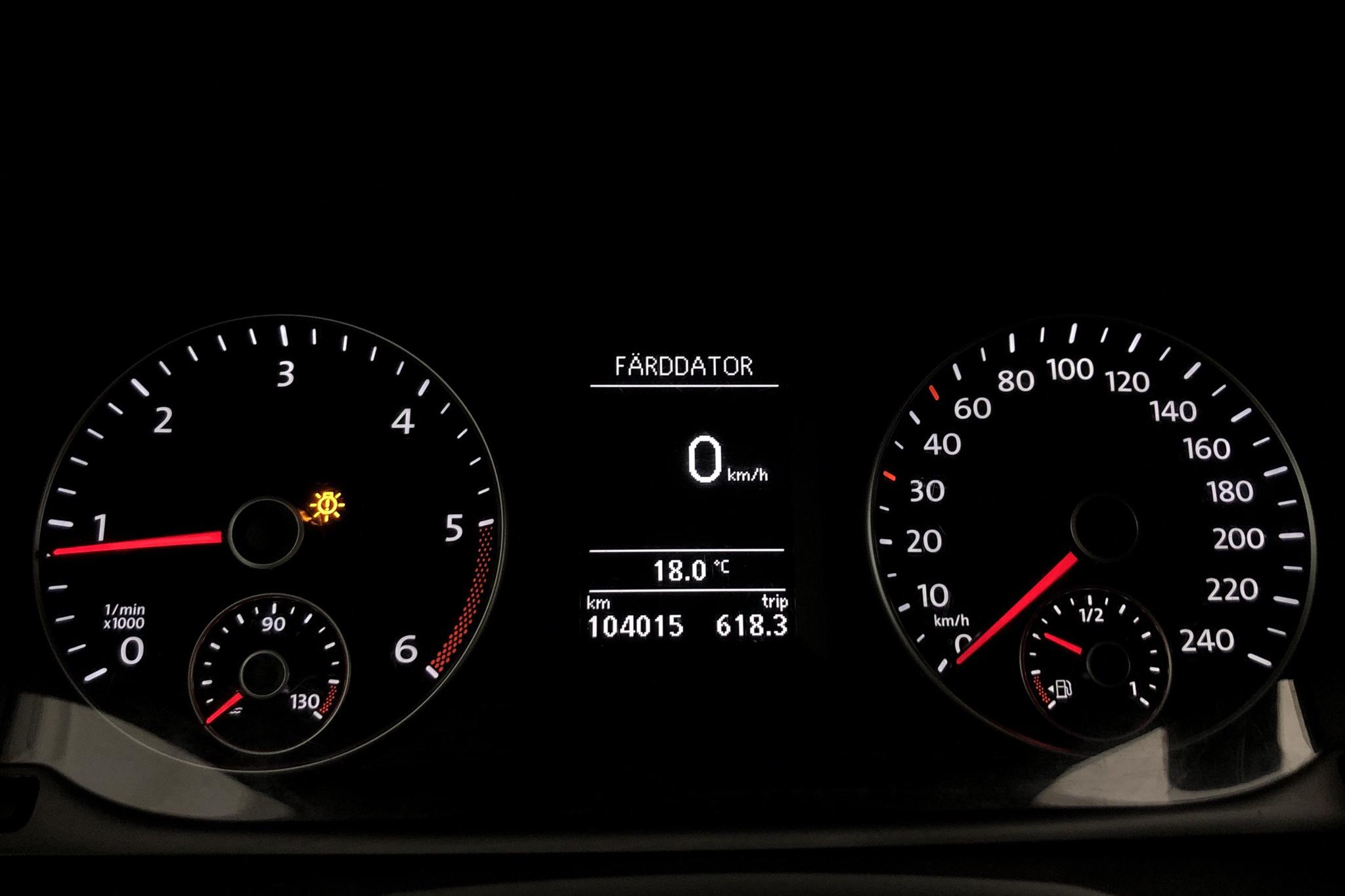 VW Caddy 2.0 TDI Skåp (102hk) - 104 010 km - Automatic - white - 2018