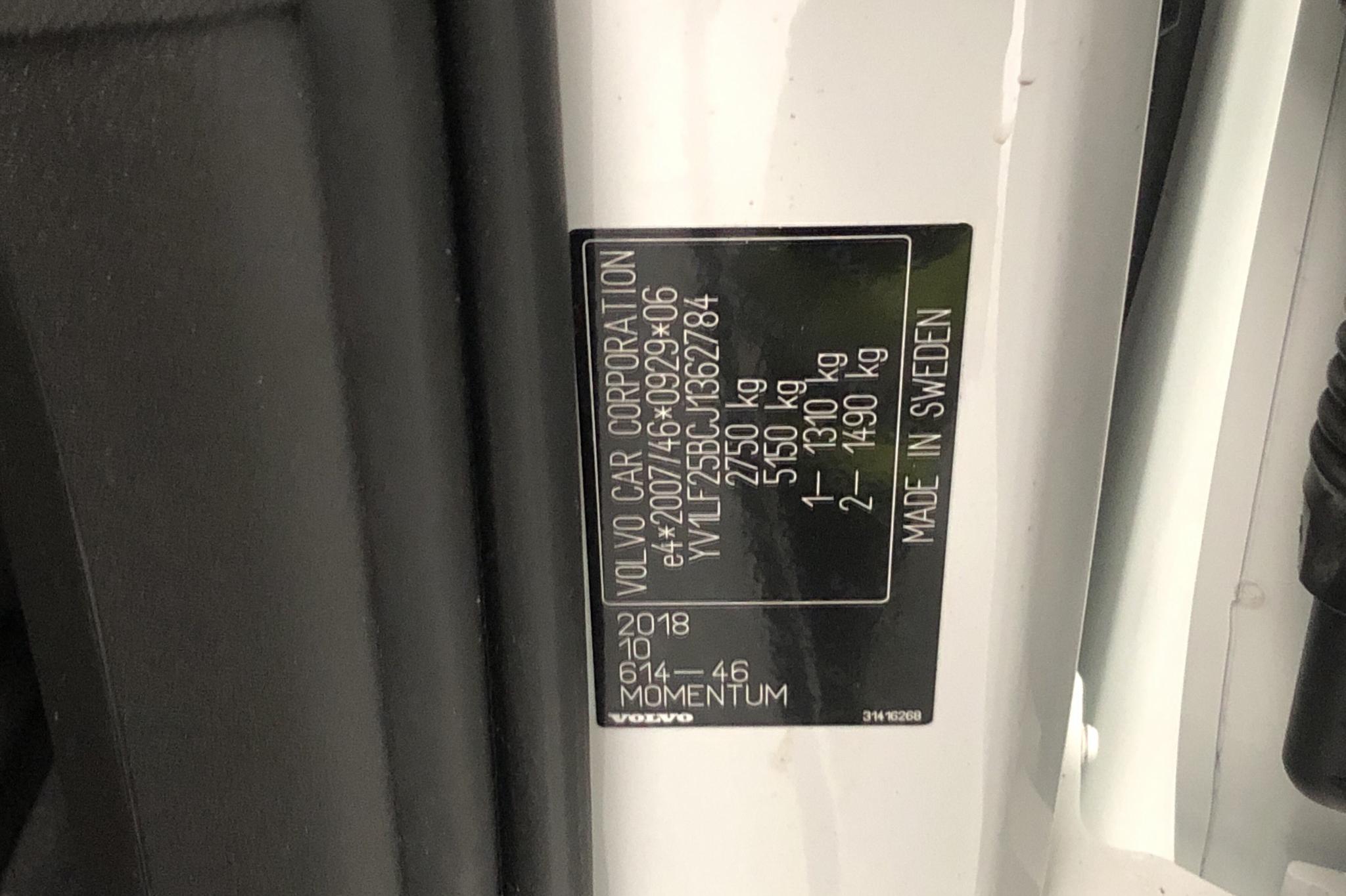 Volvo XC90 T5 AWD (250hk) - 5 431 mil - Automat - vit - 2018