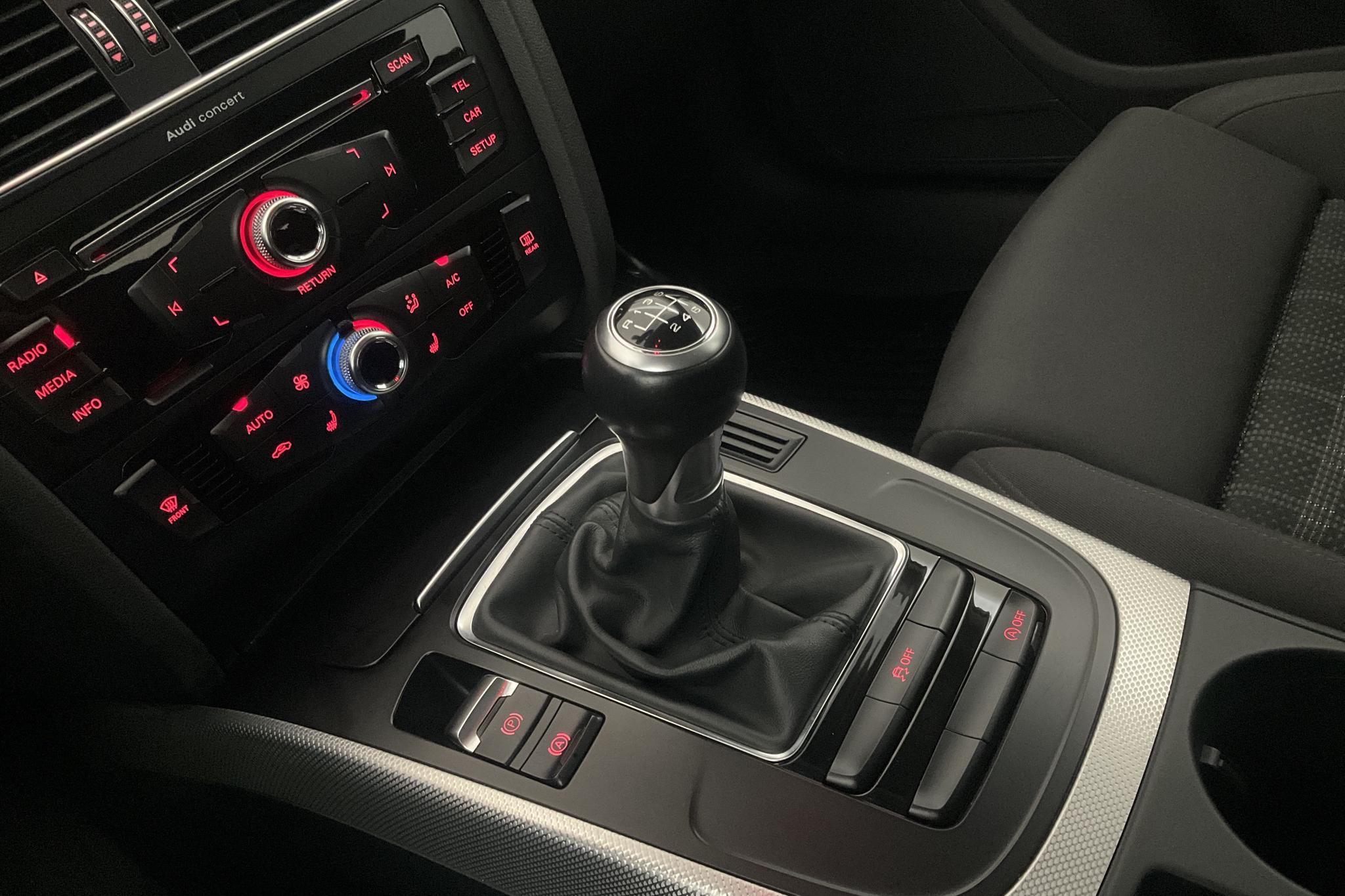 Audi A4 2.0 TDI clean diesel Avant (150hk) - 91 340 km - Manual - white - 2015