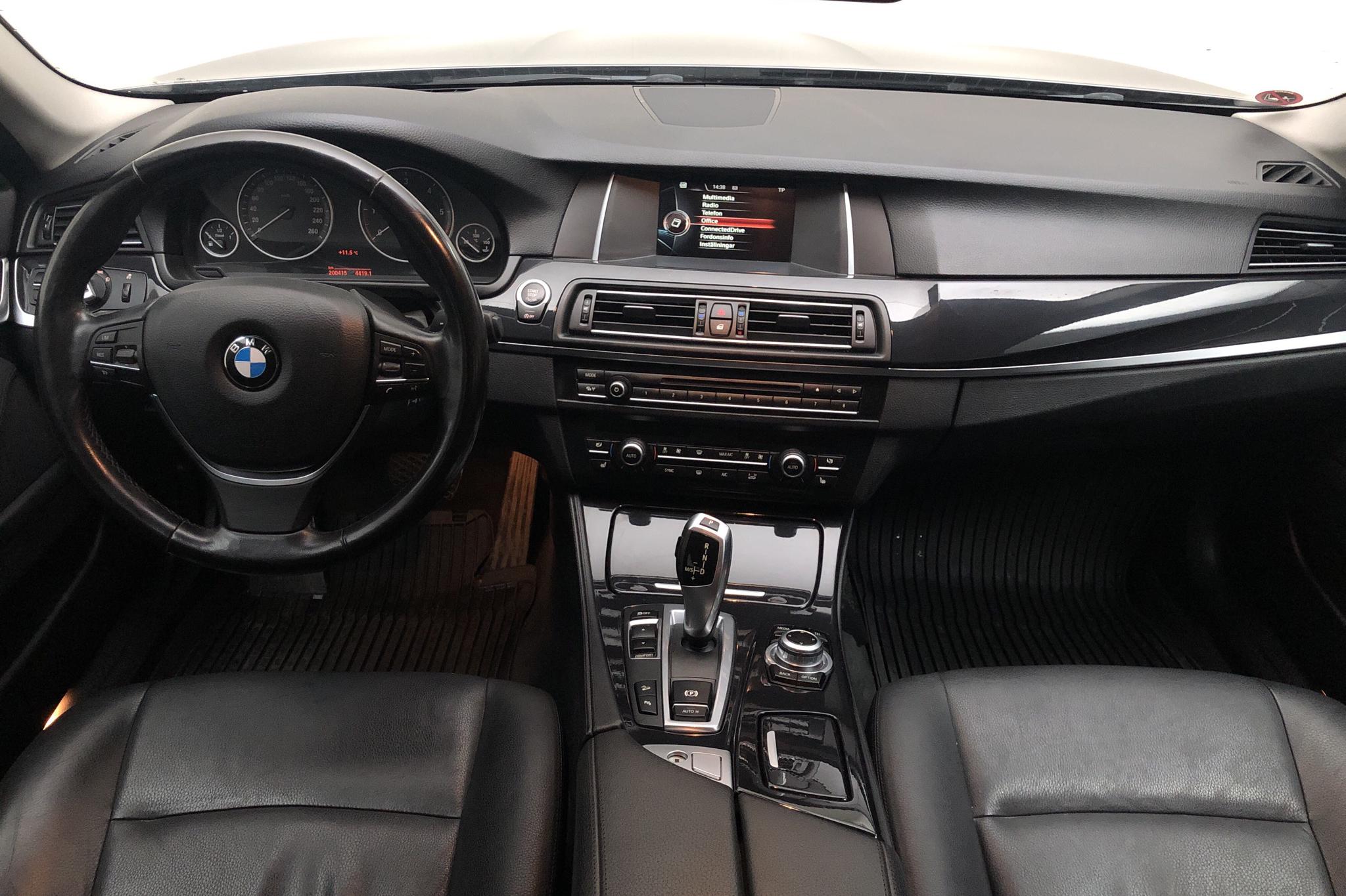 BMW 530d xDrive Touring, F11 (258hk) - 200 420 km - Automatic - gray - 2016
