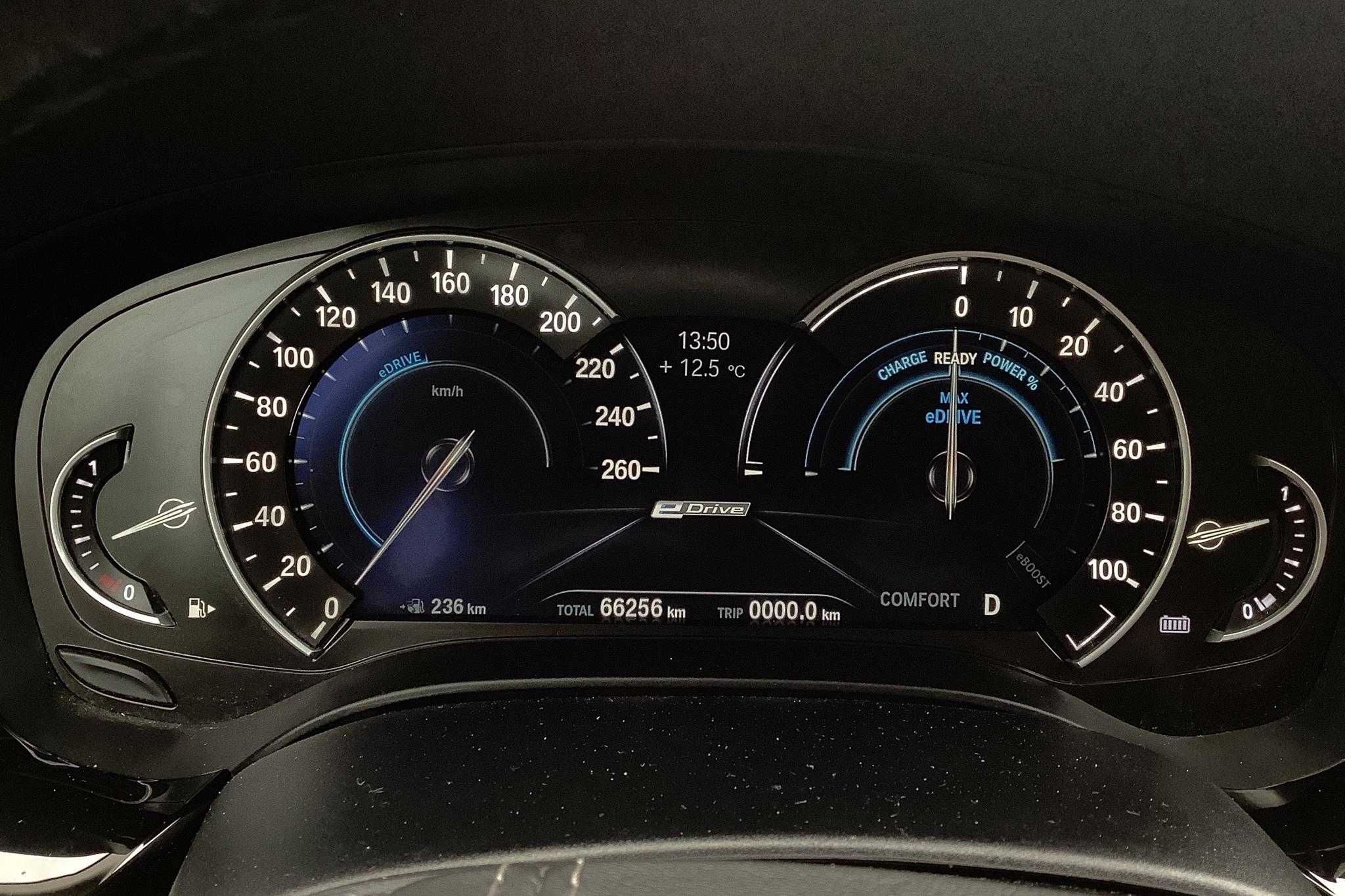 BMW 530e iPerformance Sedan, G30 (252hk) - 6 625 mil - Automat - vit - 2019