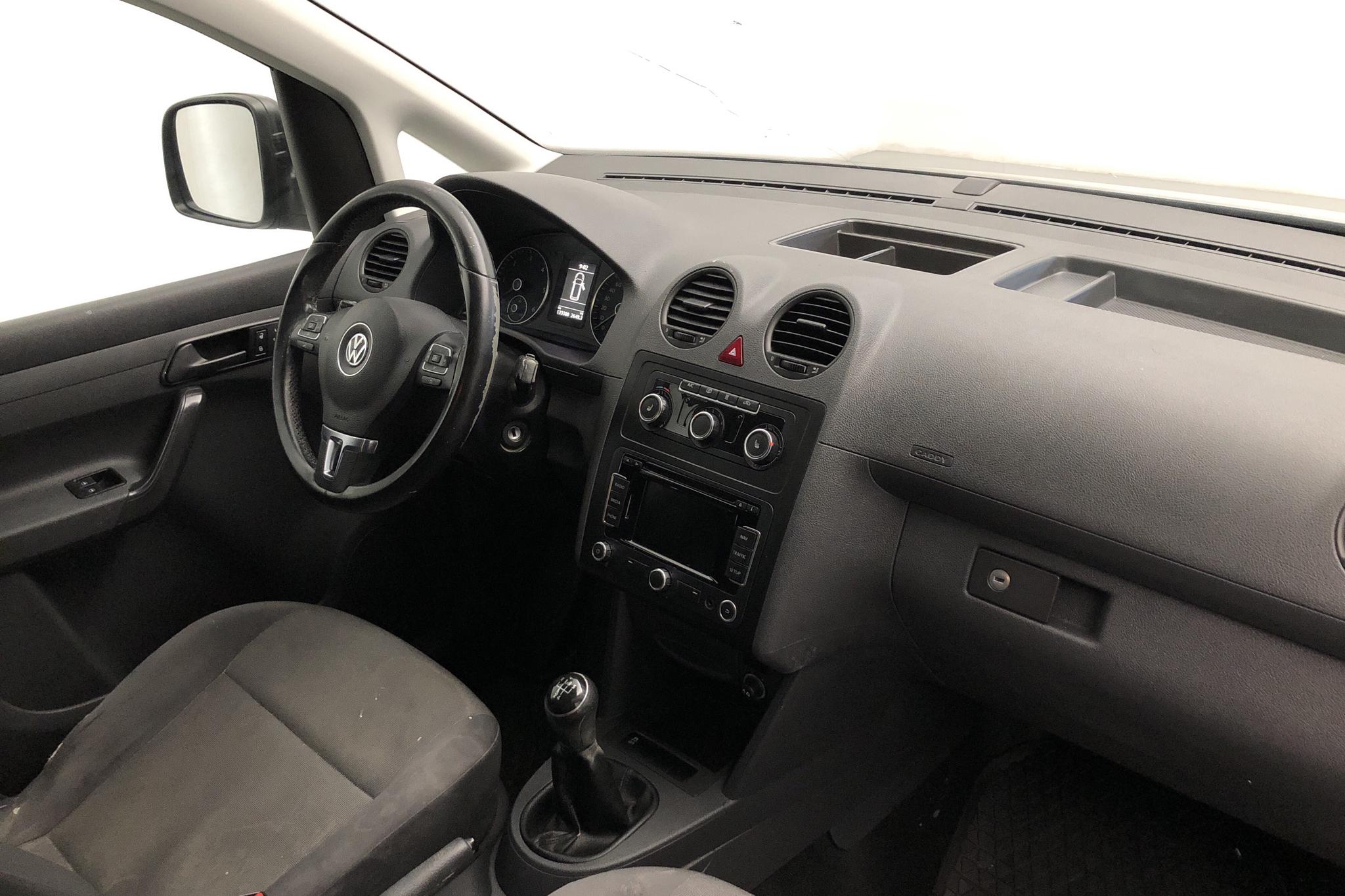 VW Caddy 1.6 TDI Skåp (75hk) - 133 380 km - Manual - silver - 2014