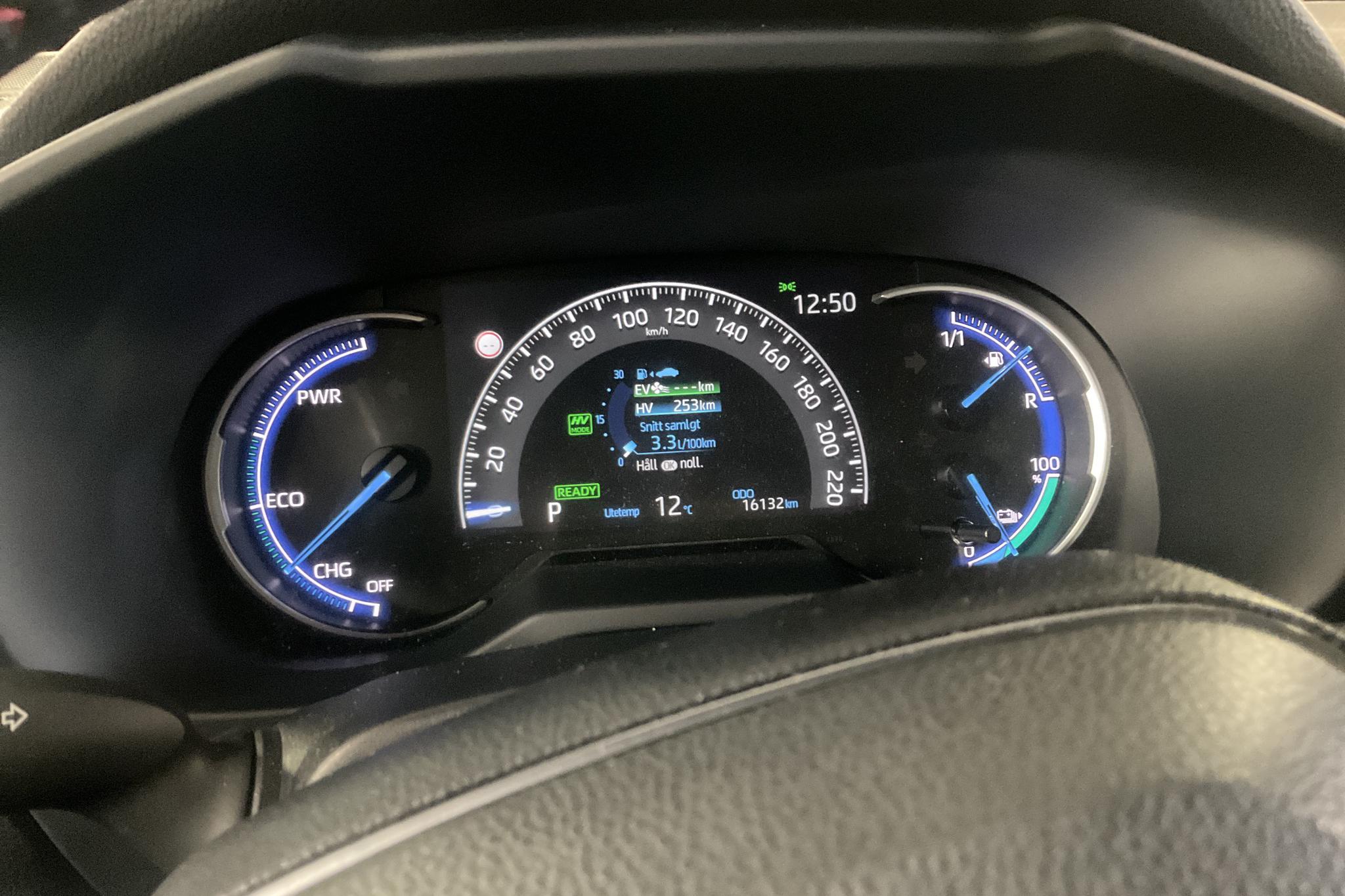 Toyota RAV4 2.5 Plug-in Hybrid AWD (306hk) - 1 614 mil - Automat - röd - 2021