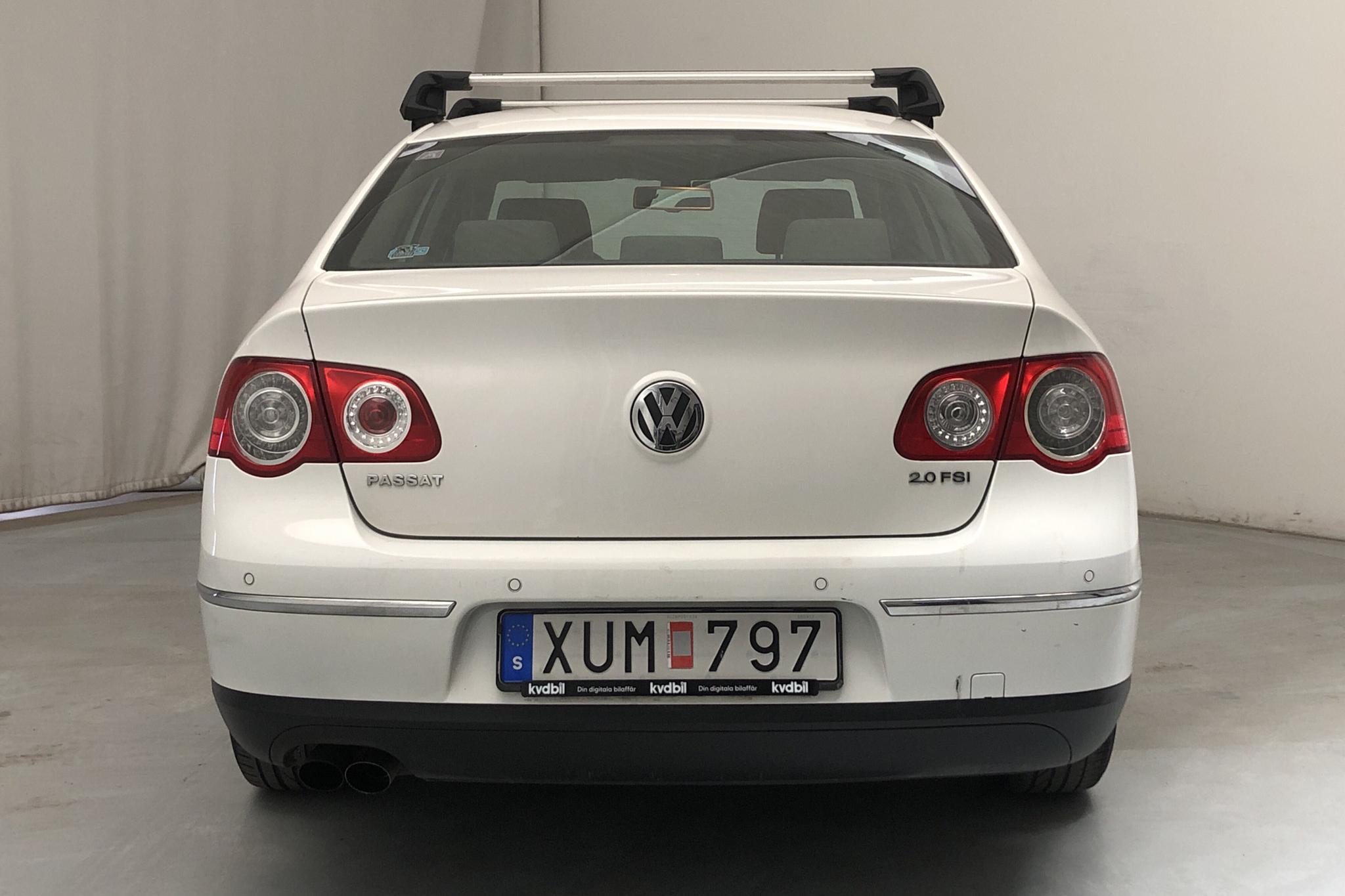 VW Passat 2.0 FSI (150hk) - 103 030 km - Automatic - white - 2006