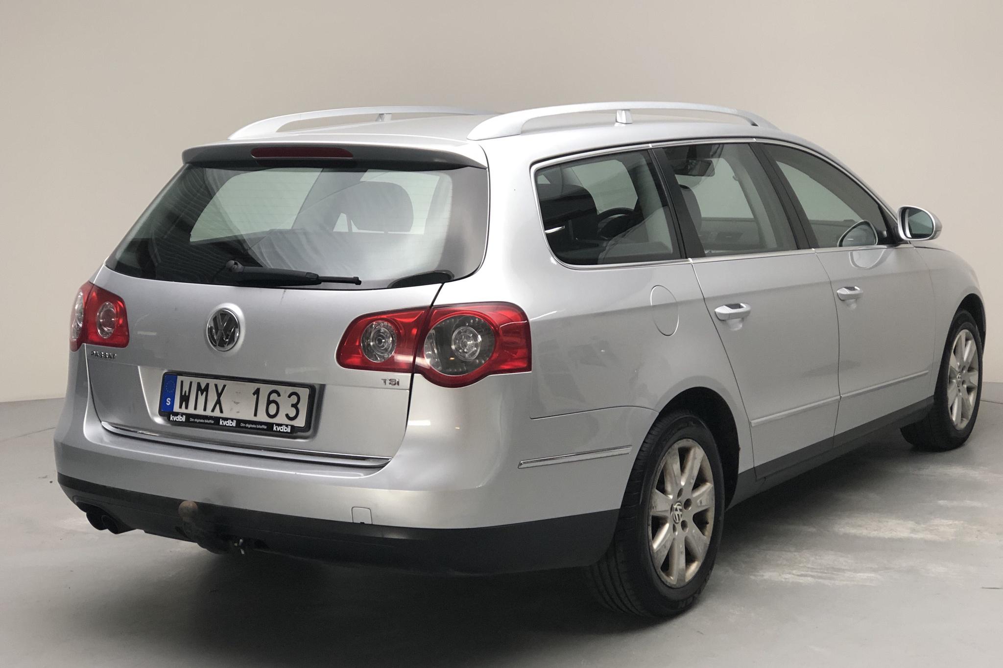 VW Passat 1.8 TSI Variant (160hk) - 12 459 mil - Manuell - silver - 2009