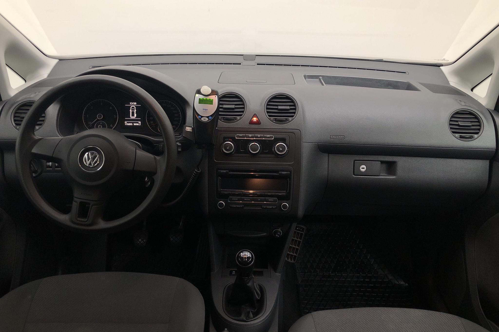 VW Caddy MPV 1.6 TDI (102hk) - 176 900 km - Manual - white - 2013