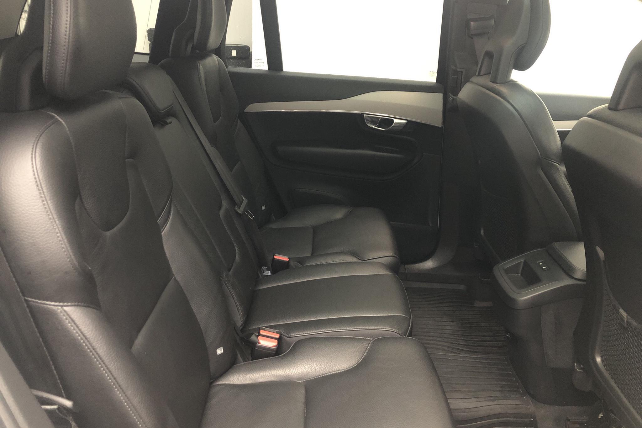 Volvo XC90 D4 AWD (190hk) - 15 537 mil - Automat - vit - 2018