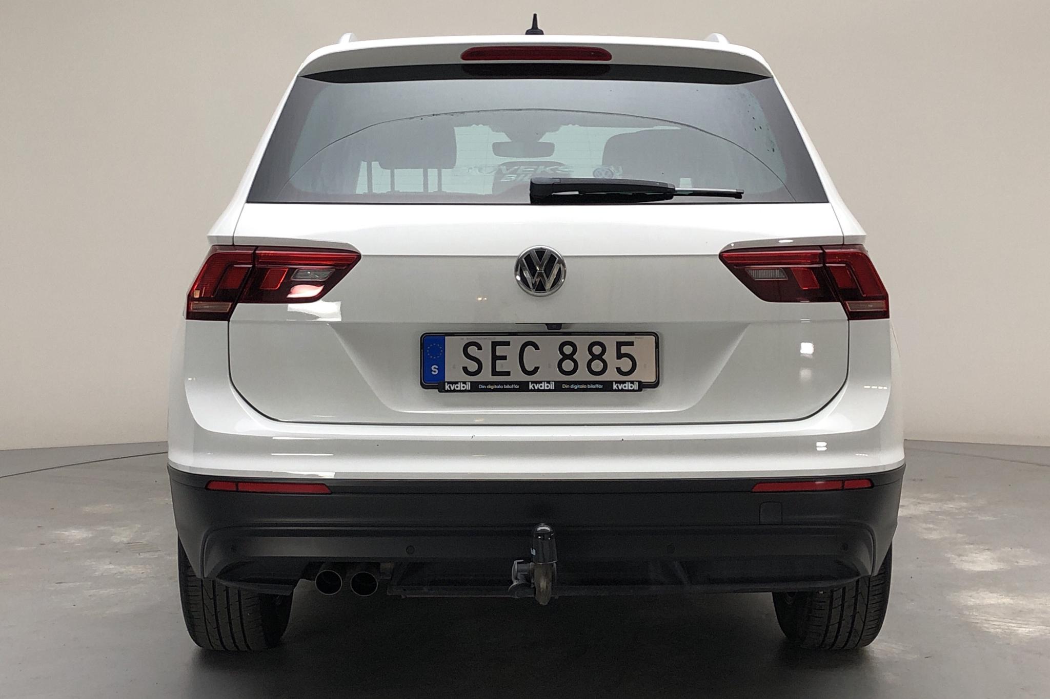 VW Tiguan 2.0 TDI 4MOTION (150hk) - 42 820 km - Manual - white - 2017