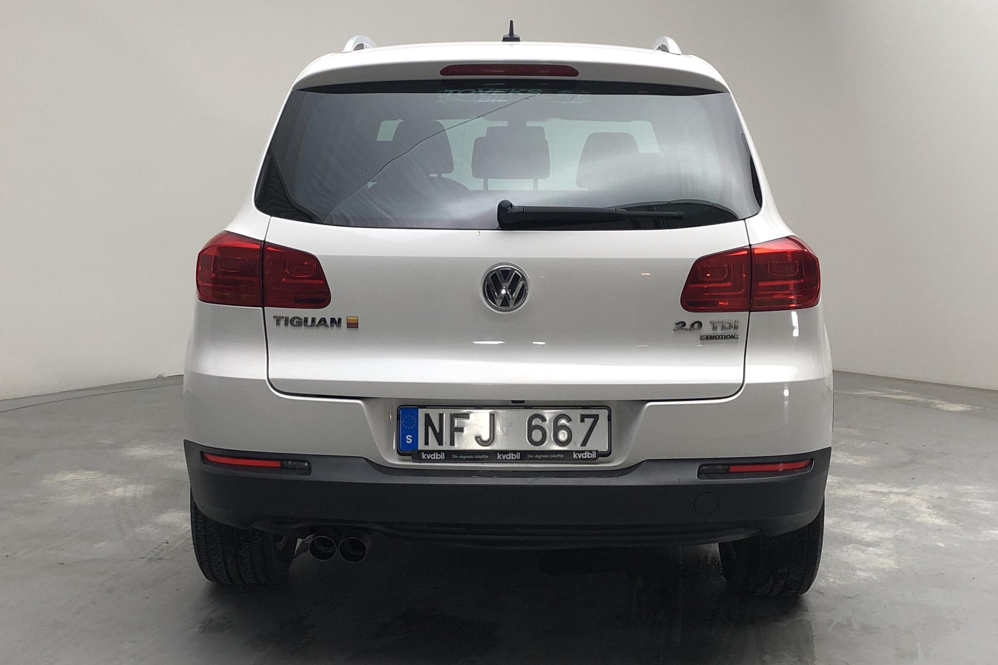 VW Tiguan 2.0 TDI 4MOTION BlueMotion Technology (140hk) - 17 936 mil - Manuell - vit - 2013