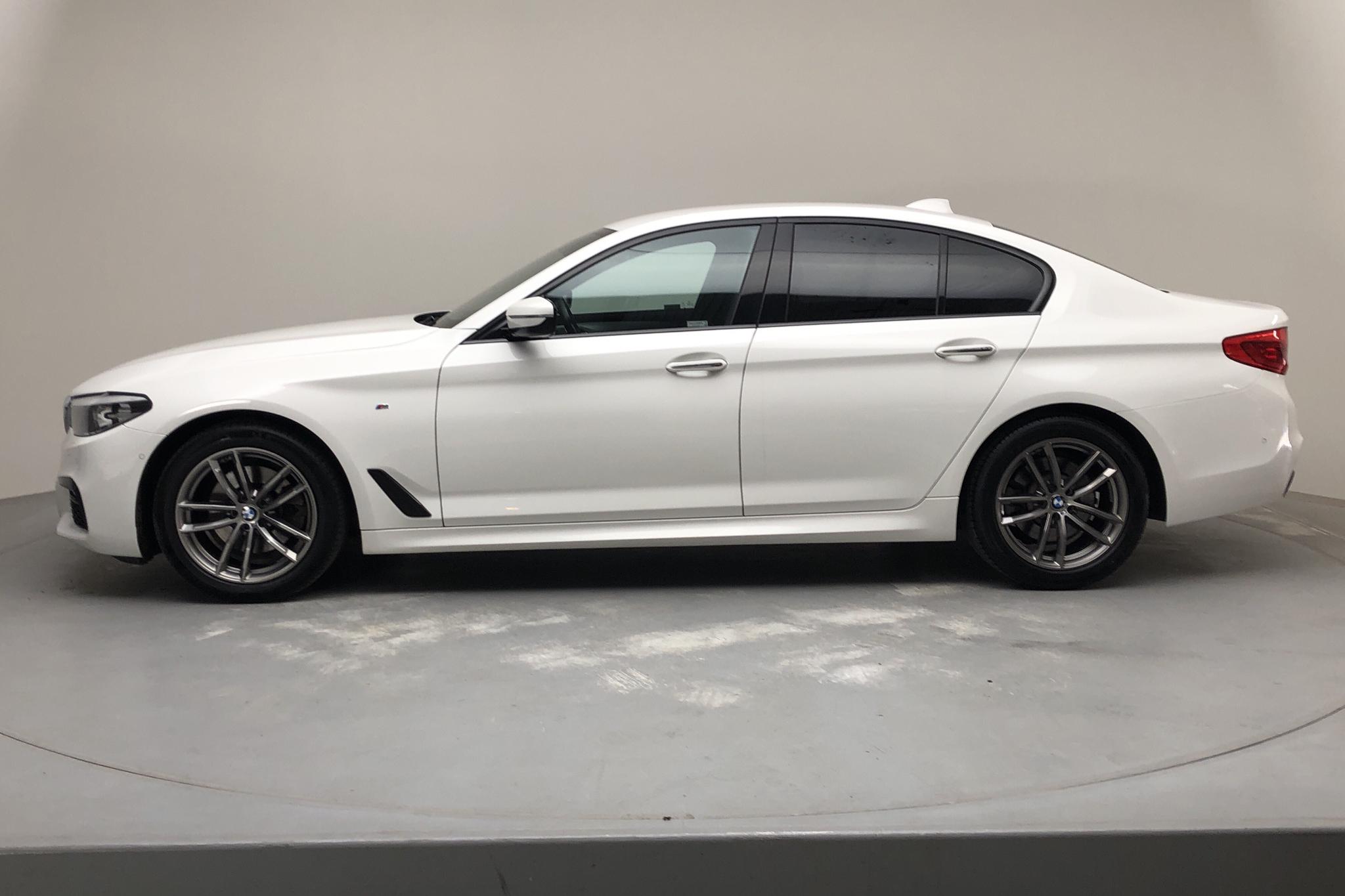 BMW 520d xDrive Sedan, G30 (190hk) - 10 140 mil - Automat - vit - 2018