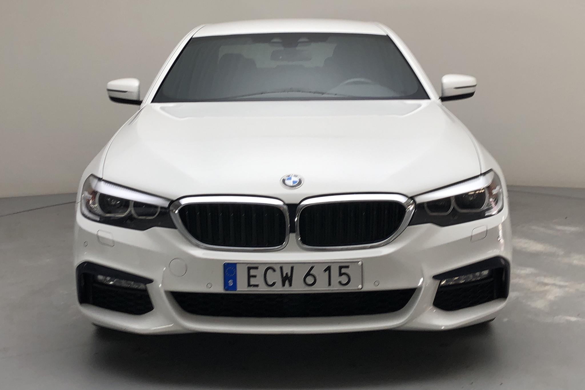 BMW 520d xDrive Sedan, G30 (190hk) - 10 140 mil - Automat - vit - 2018