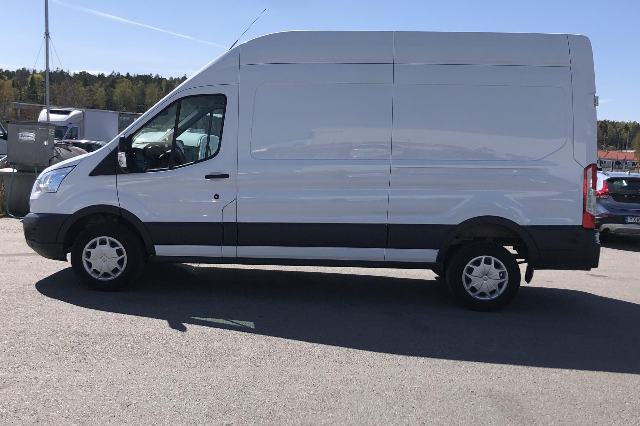 Ford Transit 350 2.0 TDCi AWD Skåp (170hk) - 5 619 mil - Manuell - vit - 2018