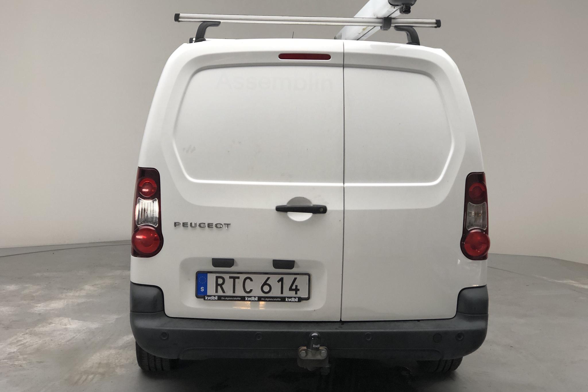 Peugeot Partner 1.6 e-HDI Skåp (90hk) - 8 404 mil - Manuell - vit - 2014