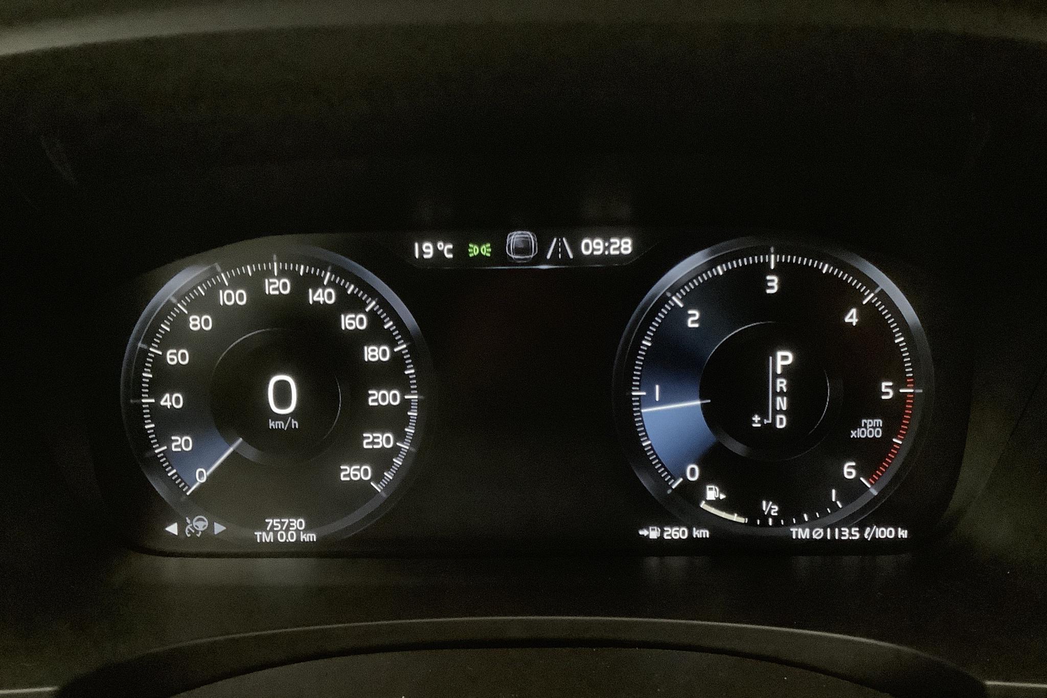 Volvo V90 D4 AWD (190hk) - 7 573 mil - Automat - vit - 2019