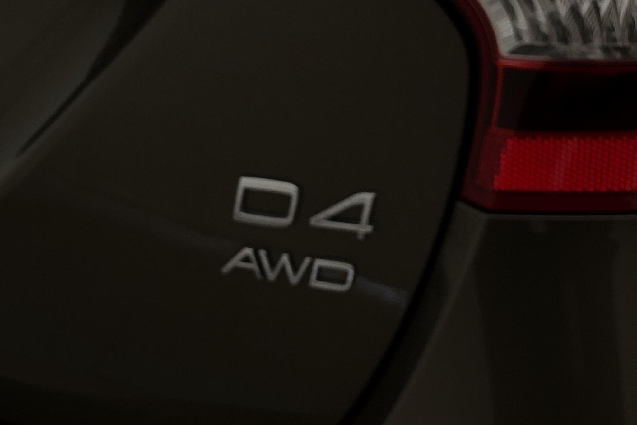 Volvo V60 D4 Cross Country AWD (190hk) - 12 369 mil - Automat - brun - 2016