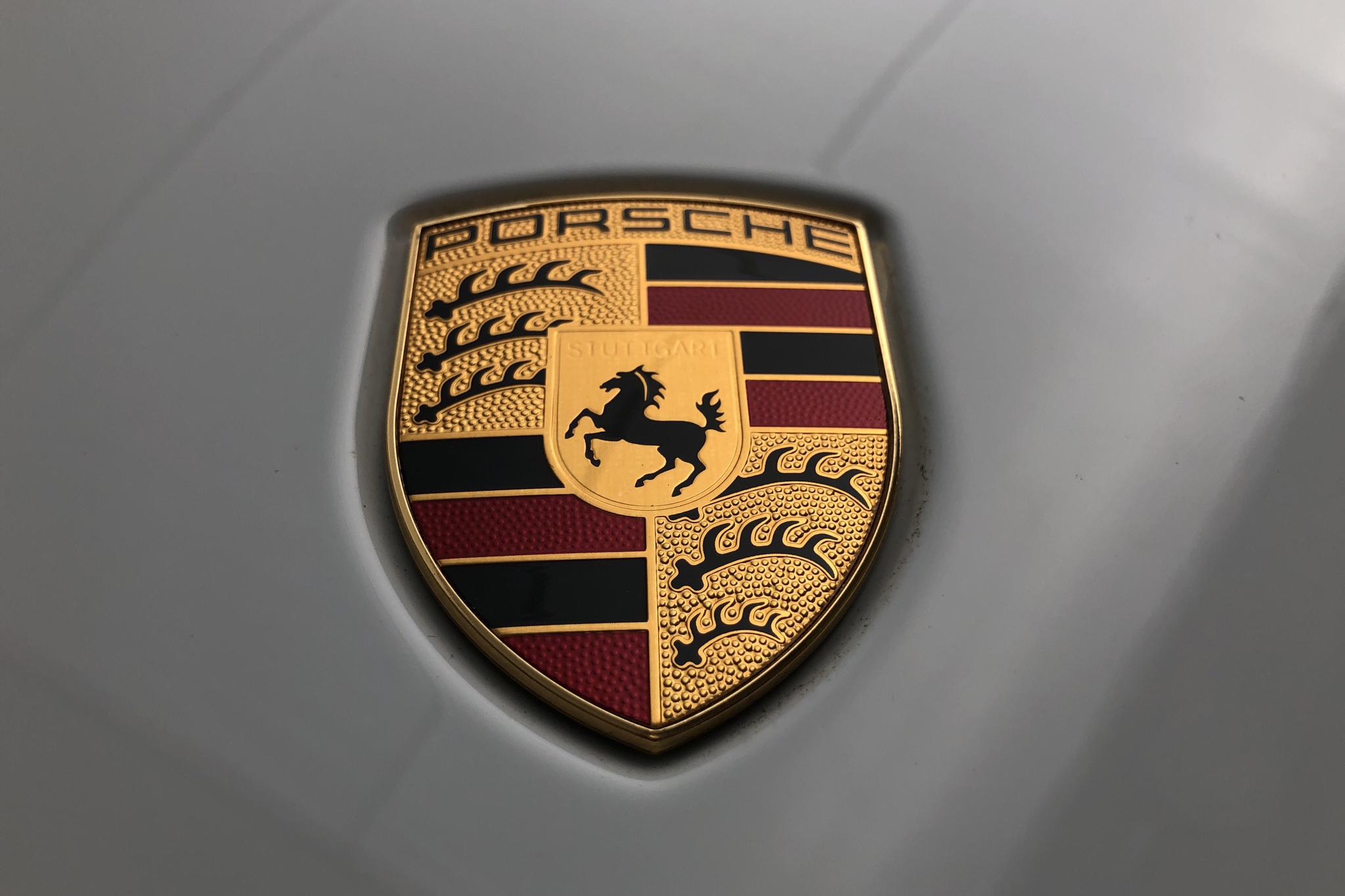 Porsche Taycan 4S (571hk) - 1 922 mil - Automat - vit - 2020