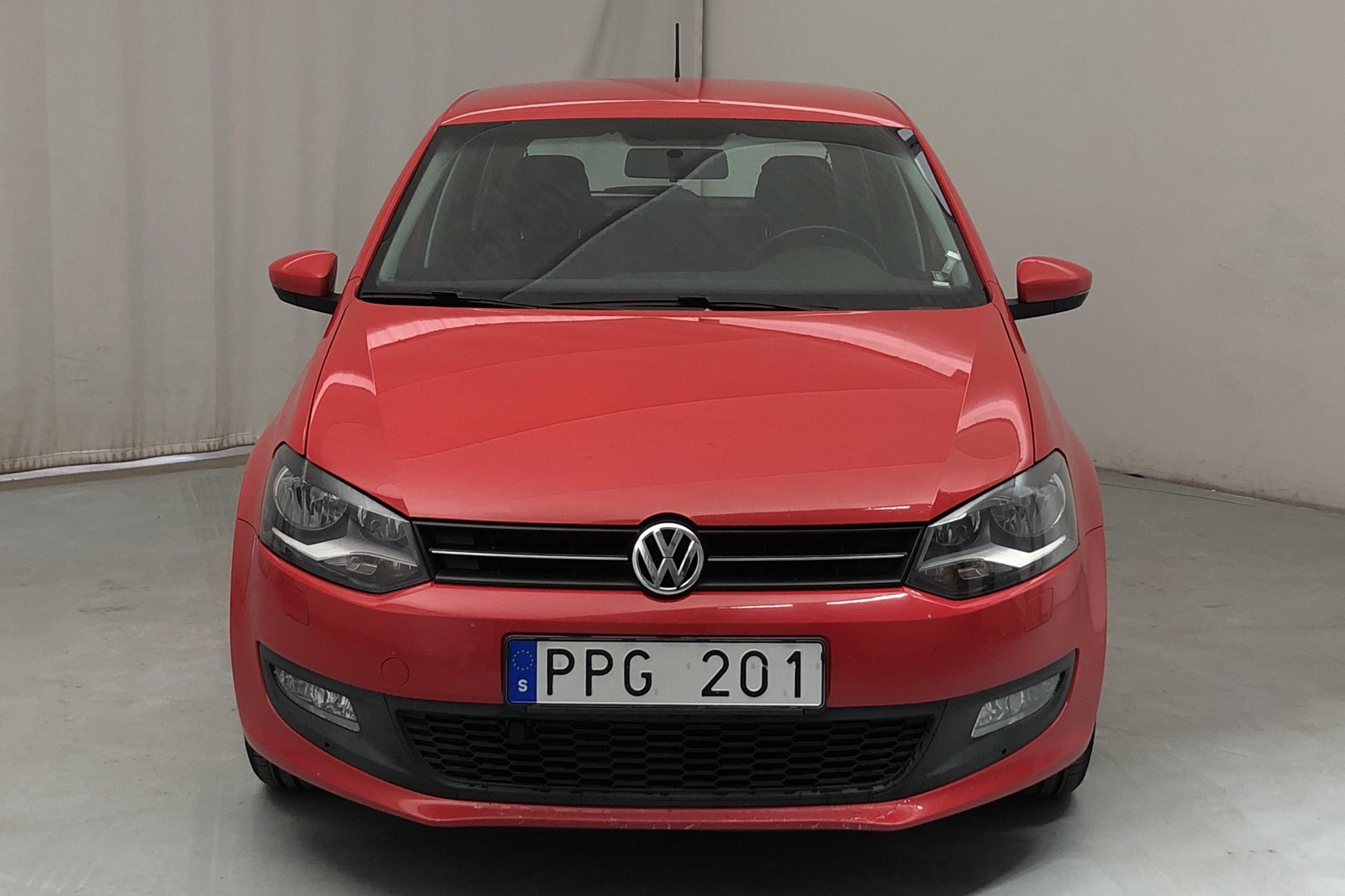 VW Polo 1.4 5dr (85hk) - 124 320 km - Manual - red - 2011