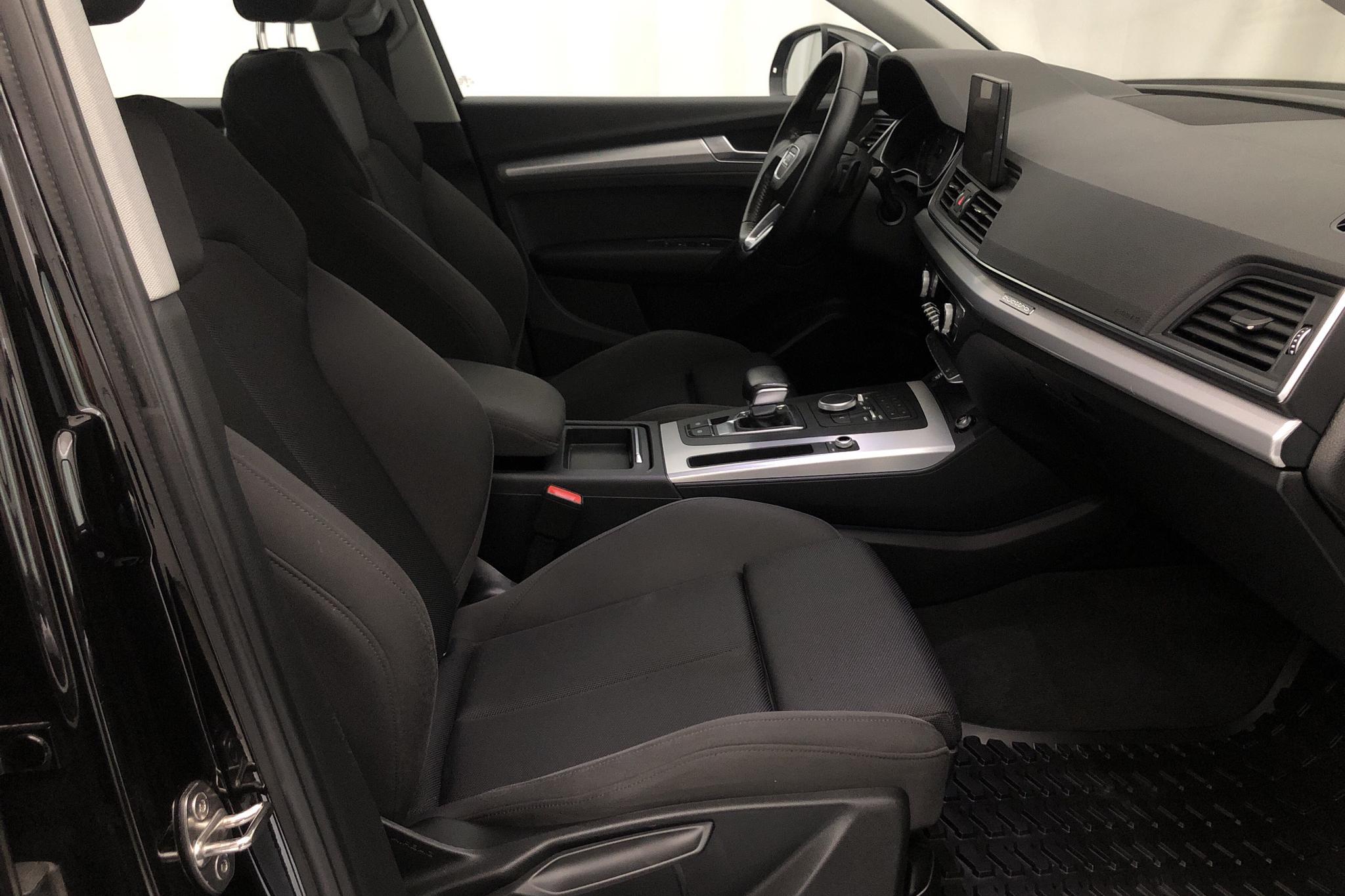 Audi Q5 2.0 TDI quattro (190hk) - 7 826 mil - Automat - svart - 2017