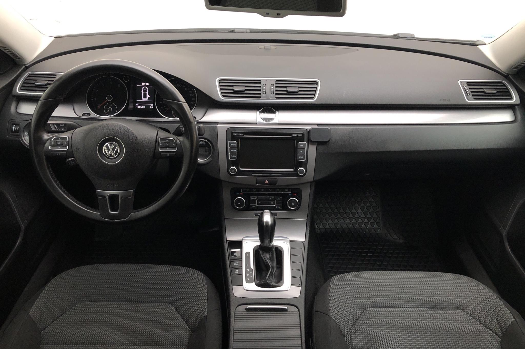 VW Passat 1.4 TSI EcoFuel Variant (150hk) - 18 555 mil - Automat - vit - 2012
