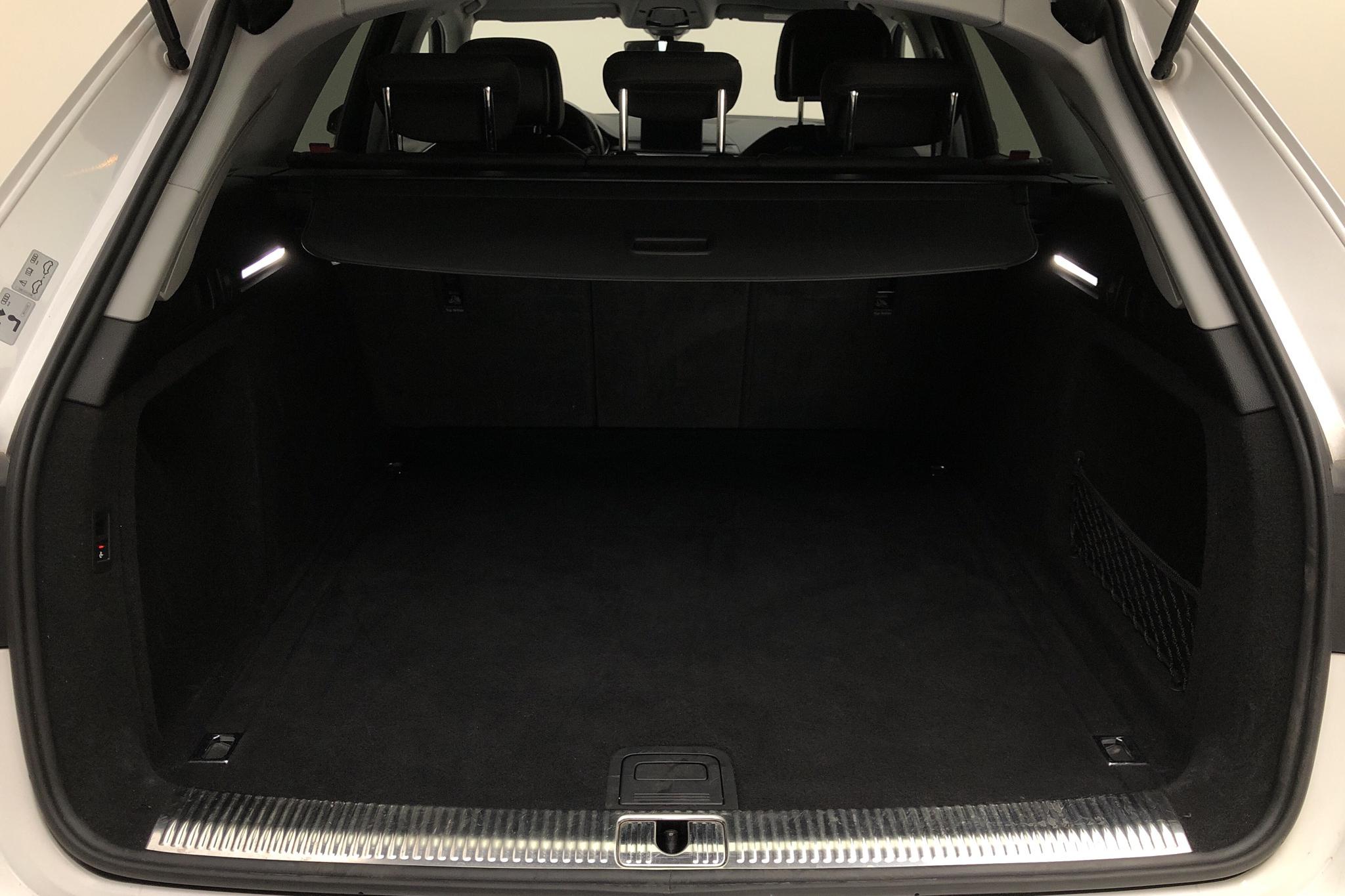 Audi A4 Allroad 2.0 TDI quattro (190hk) - 12 469 mil - Automat - vit - 2018