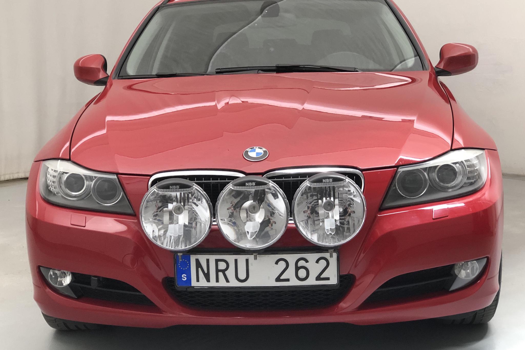 BMW 320d xDrive Touring, E91 (184hk) - 184 720 km - Manual - red - 2011