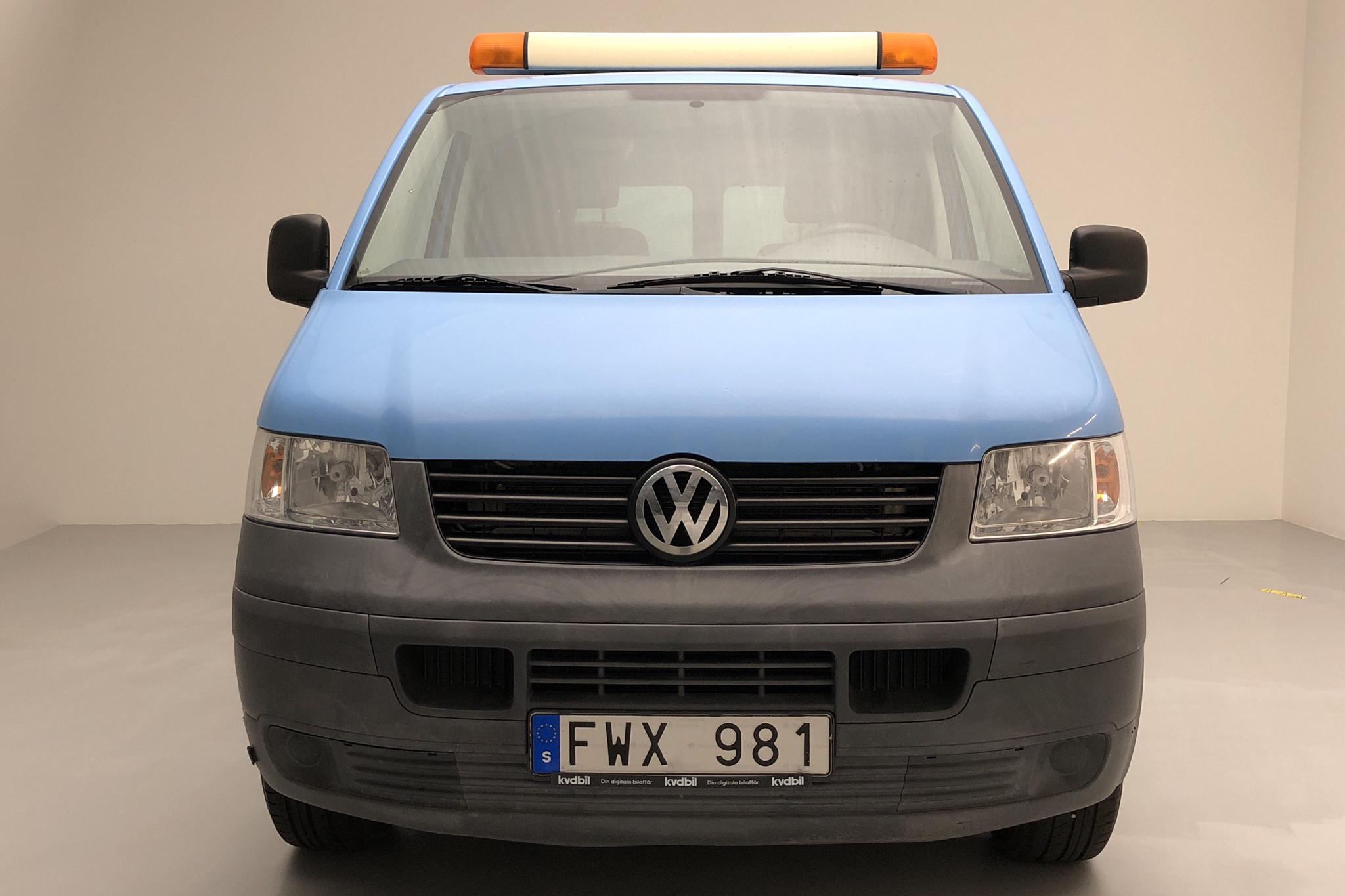 VW Transporter T5 2.5 TDI 4-motion (130hk) - 142 600 km - Manual - blue - 2007