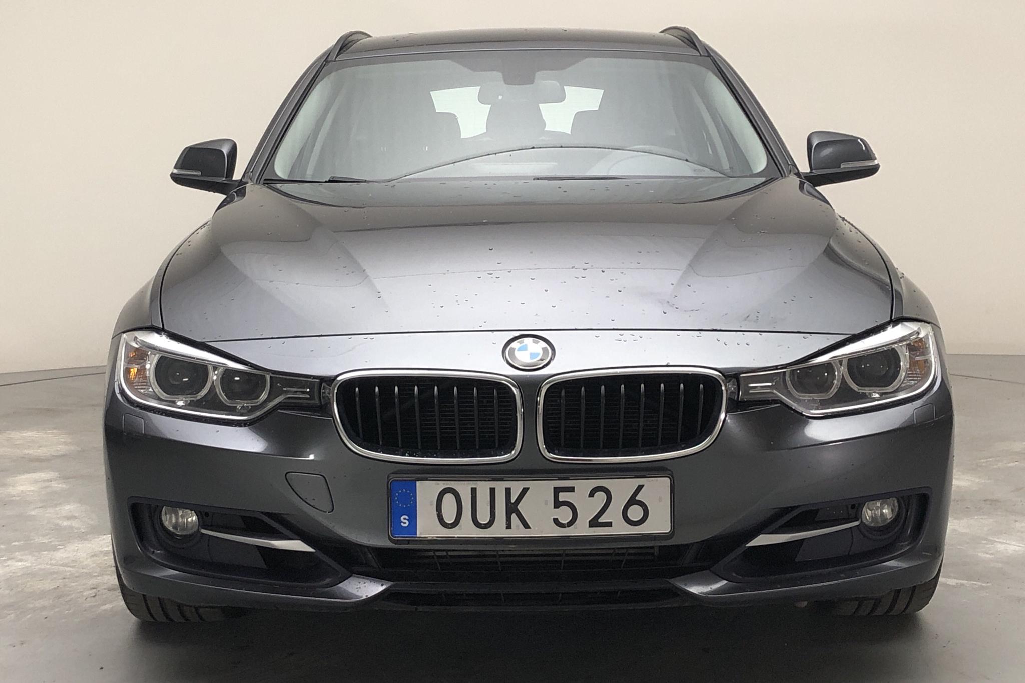 BMW 330d xDrive Touring, F31 (258hk) - 92 480 km - Automatic - gray - 2015