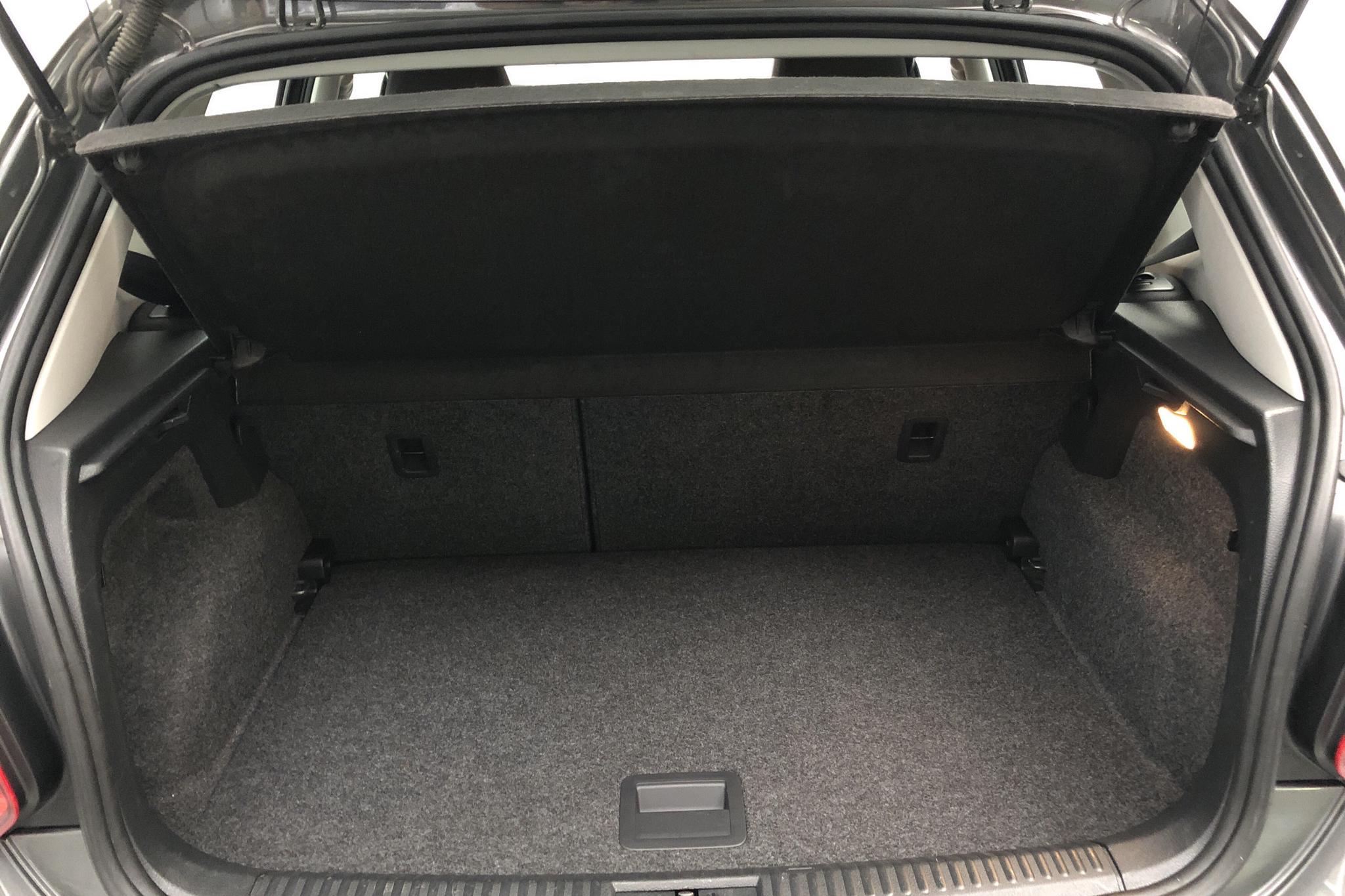 VW Polo 1.2 TSI 5dr (90hk) - 61 900 km - Manual - Dark Grey - 2016