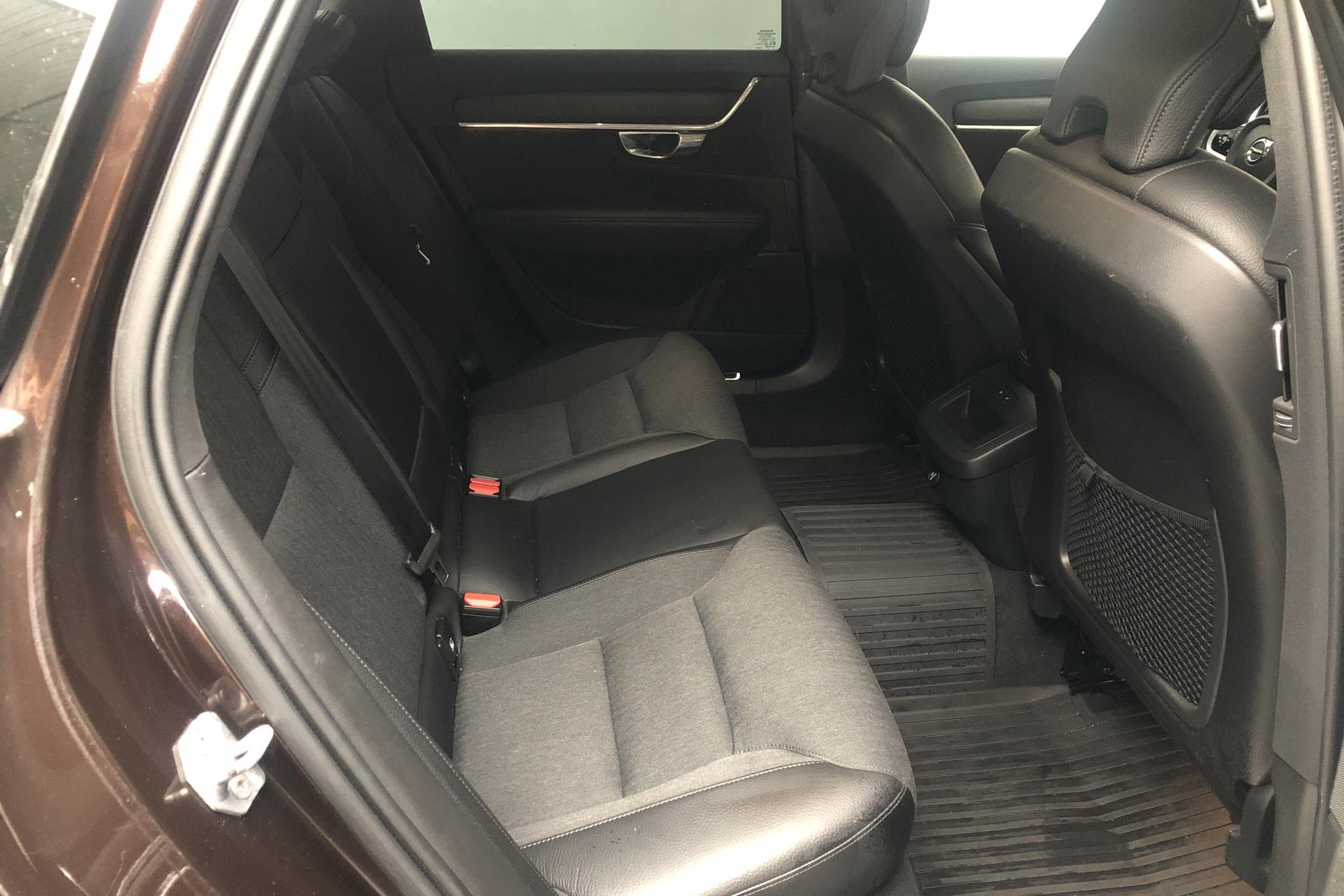 Volvo V90 D4 Cross Country AWD (190hk) - 14 137 mil - Automat - Dark Brown - 2019