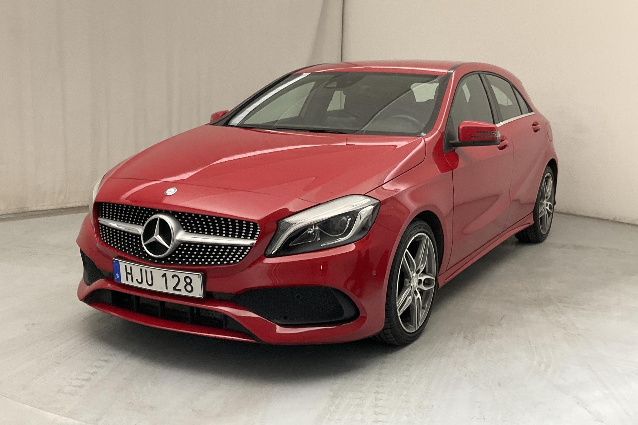 Mercedes A 180 CDI 5dr W176 (109hk) - 10 857 mil - Automat - röd - 2016