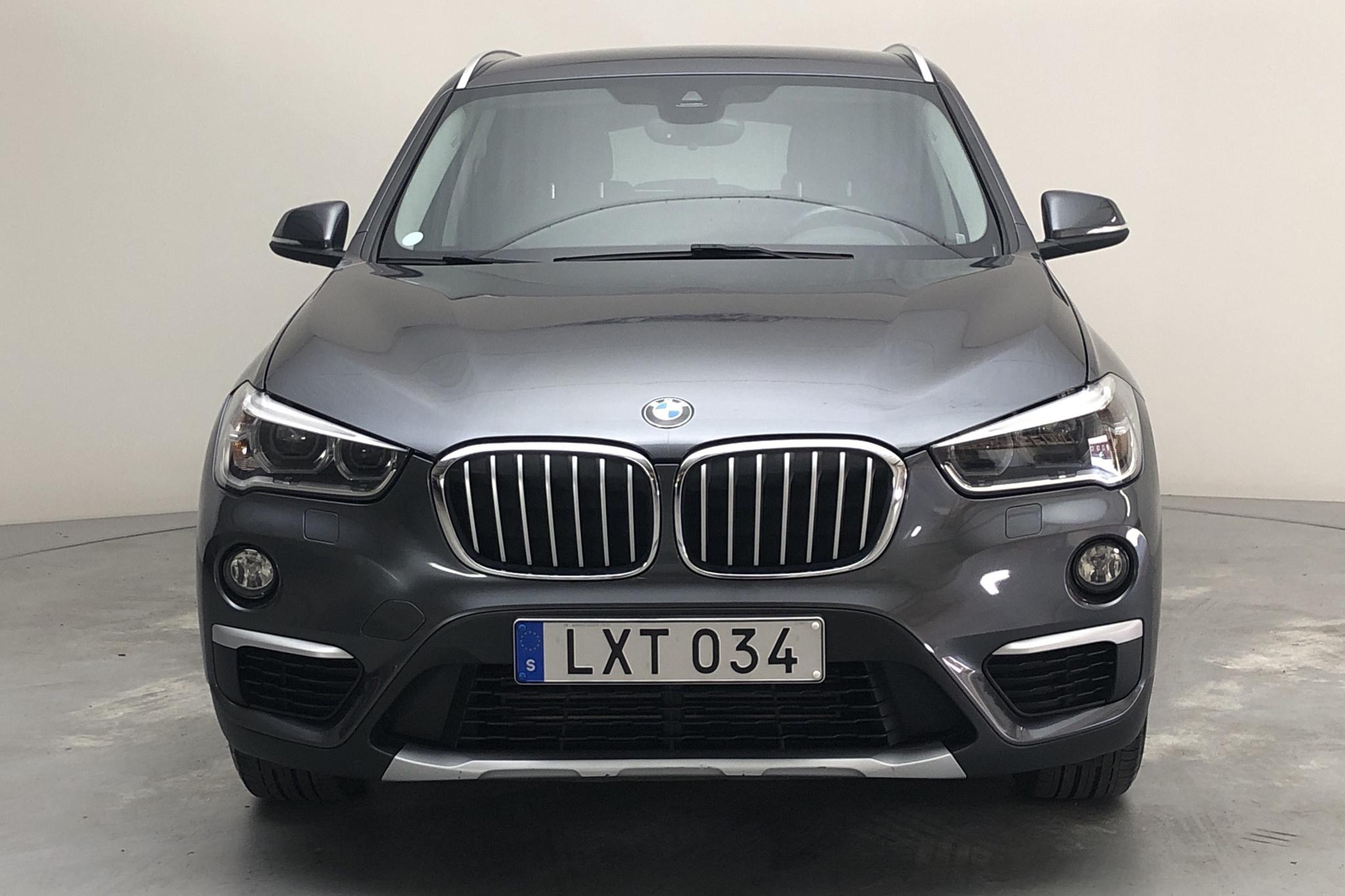 BMW X1 xDrive20d, F48 (190hk) - 9 424 mil - Automat - grå - 2016