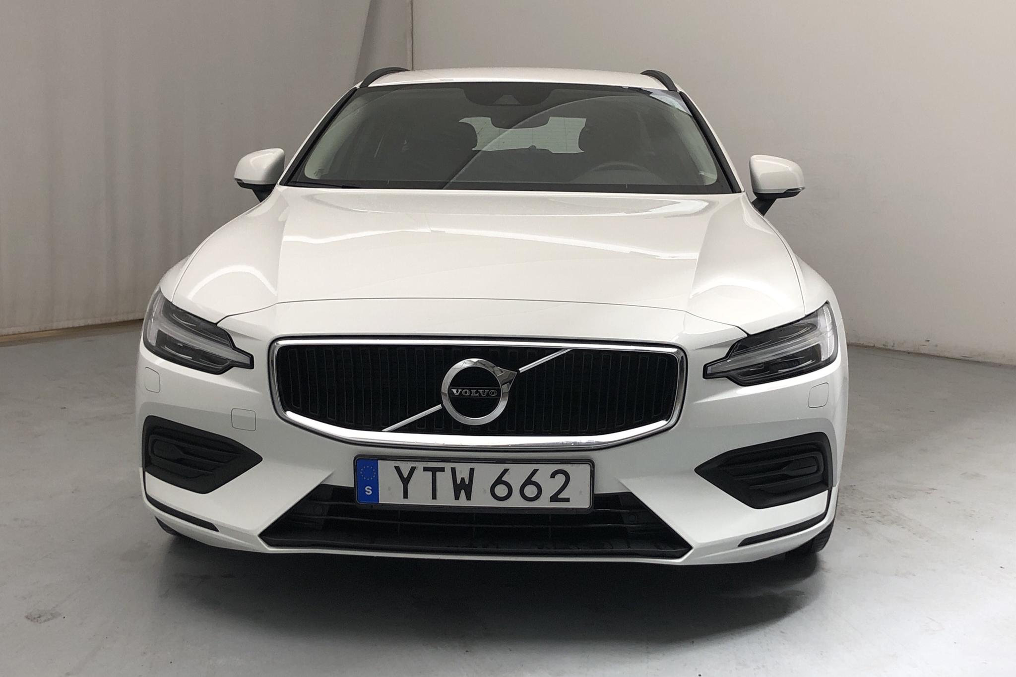 Volvo V60 D3 (150hk) - 34 860 km - Automatic - white - 2019