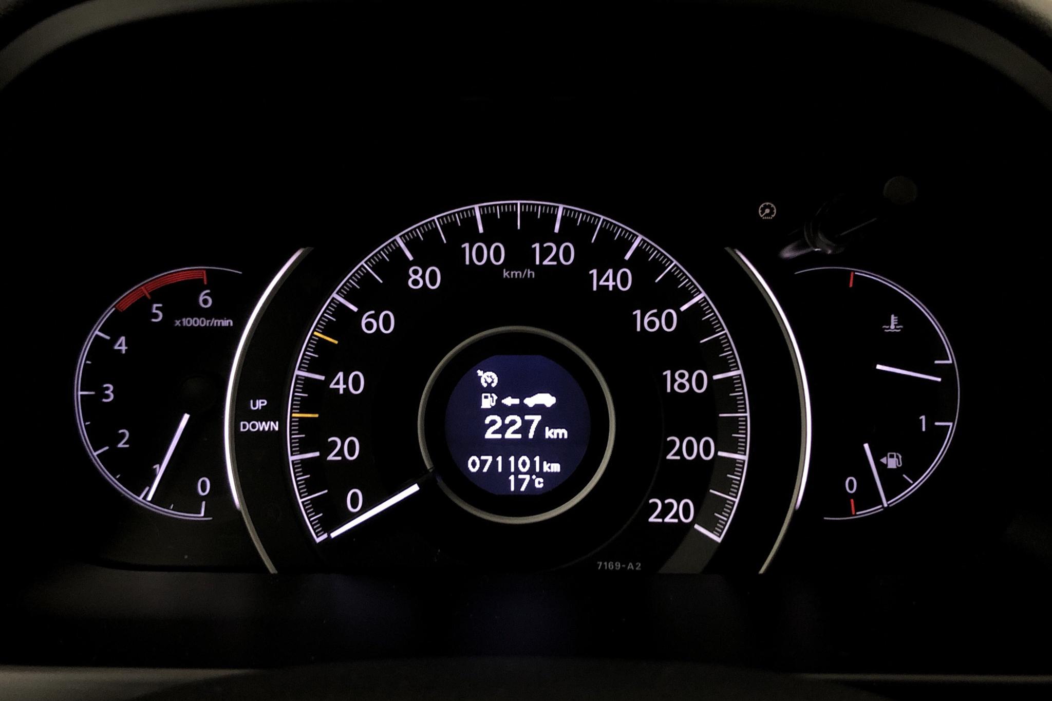 Honda CR-V 1.6 i-DTEC 2WD (120hk) - 71 100 km - Manual - white - 2017